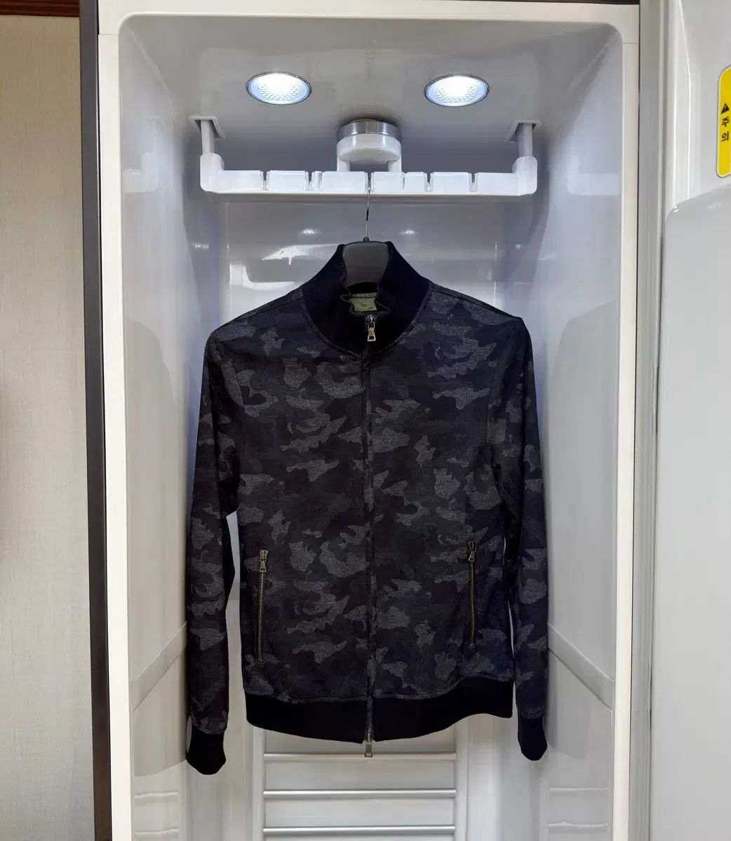 プラダ メンズ カモフラージュ パータン ジップアップ ジャケット