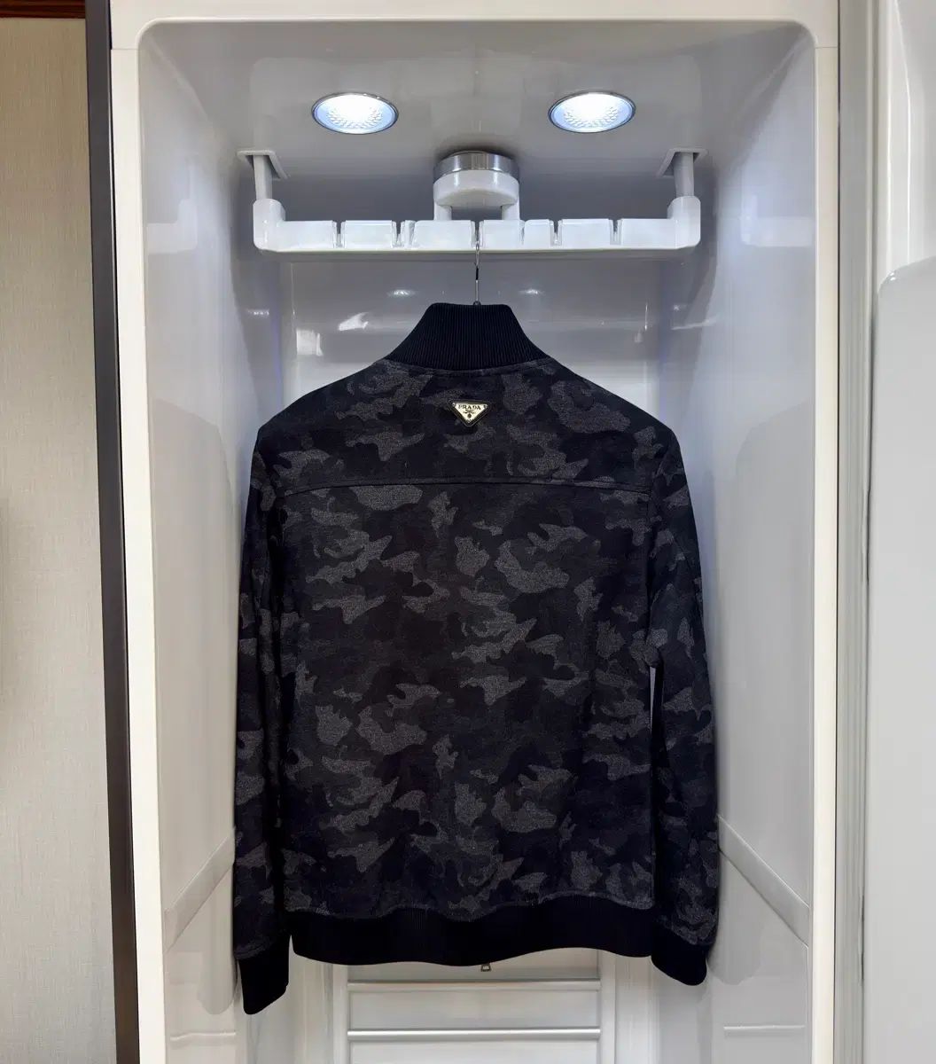 プラダ メンズ カモフラージュ パータン ジップアップ ジャケット