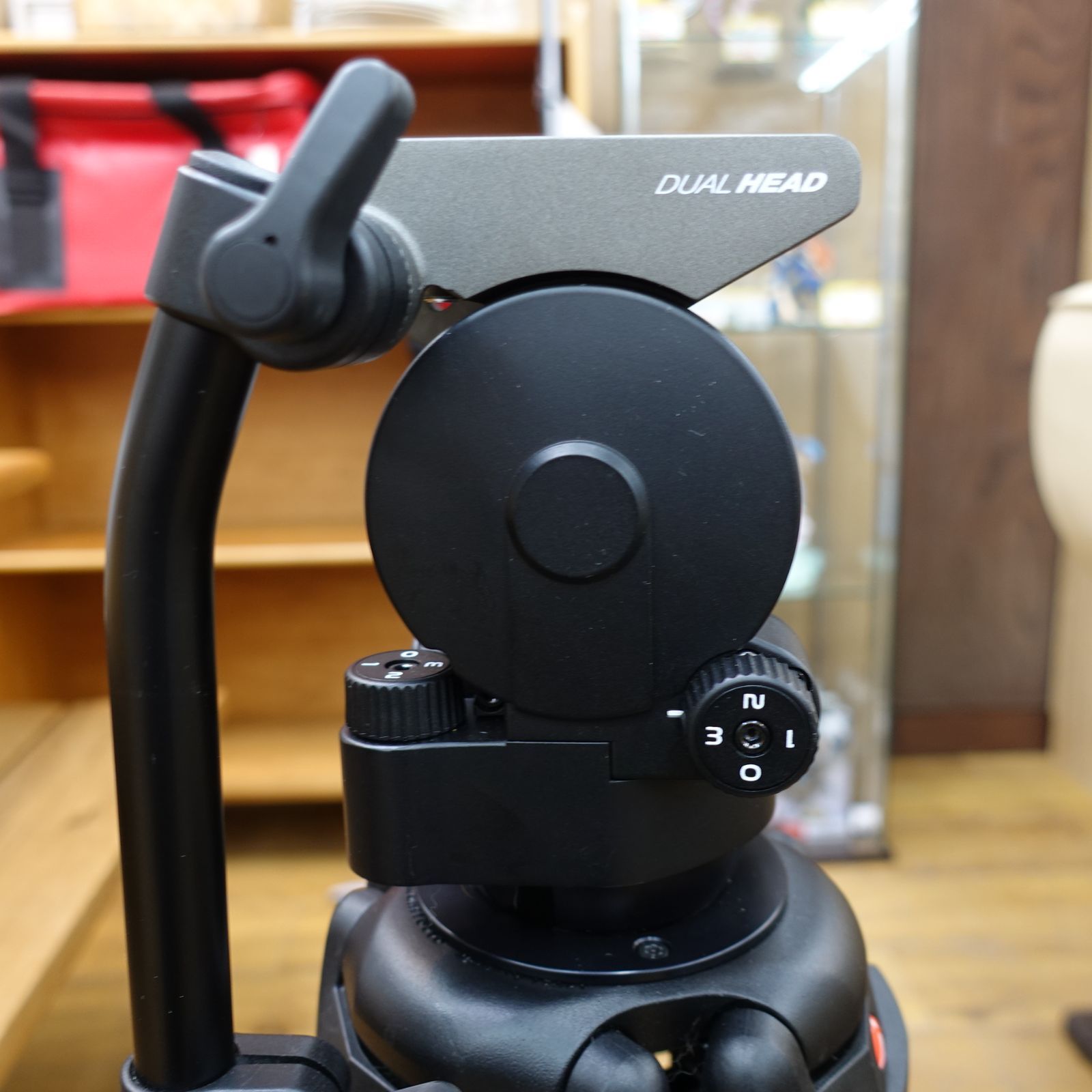 カーボンツインビデオ三脚 MVTTWINMC