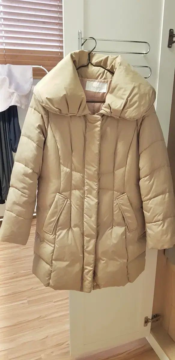 THE IZZAT アイ잗 ダウン ベージュ