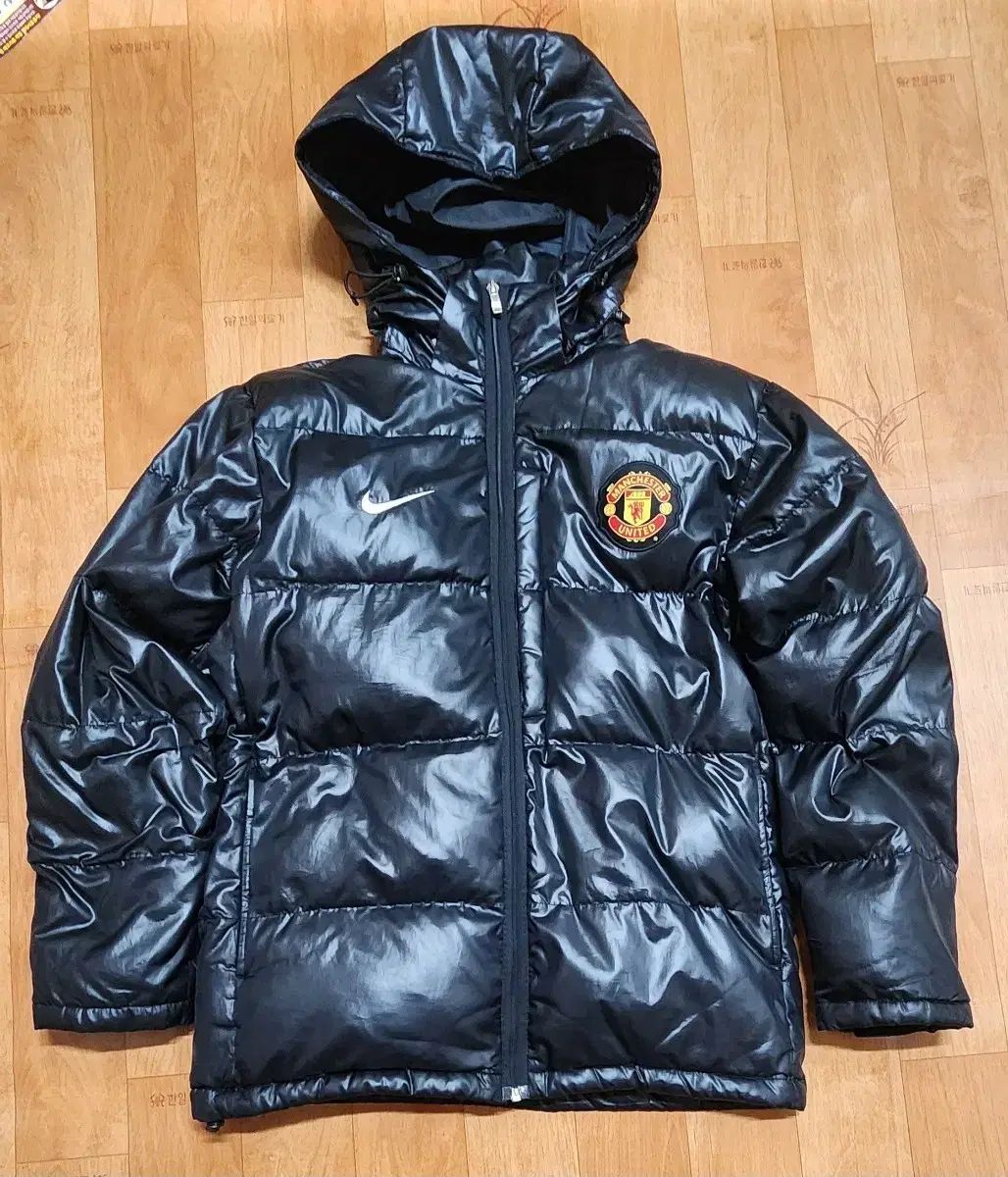 ナイキ マンチェスター・ユナイテッドFC ブラック ダウン 人気