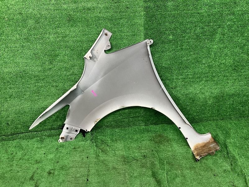 車 フィット GP5 右フロントフェンダー ハイブリッド Lパッケージ 