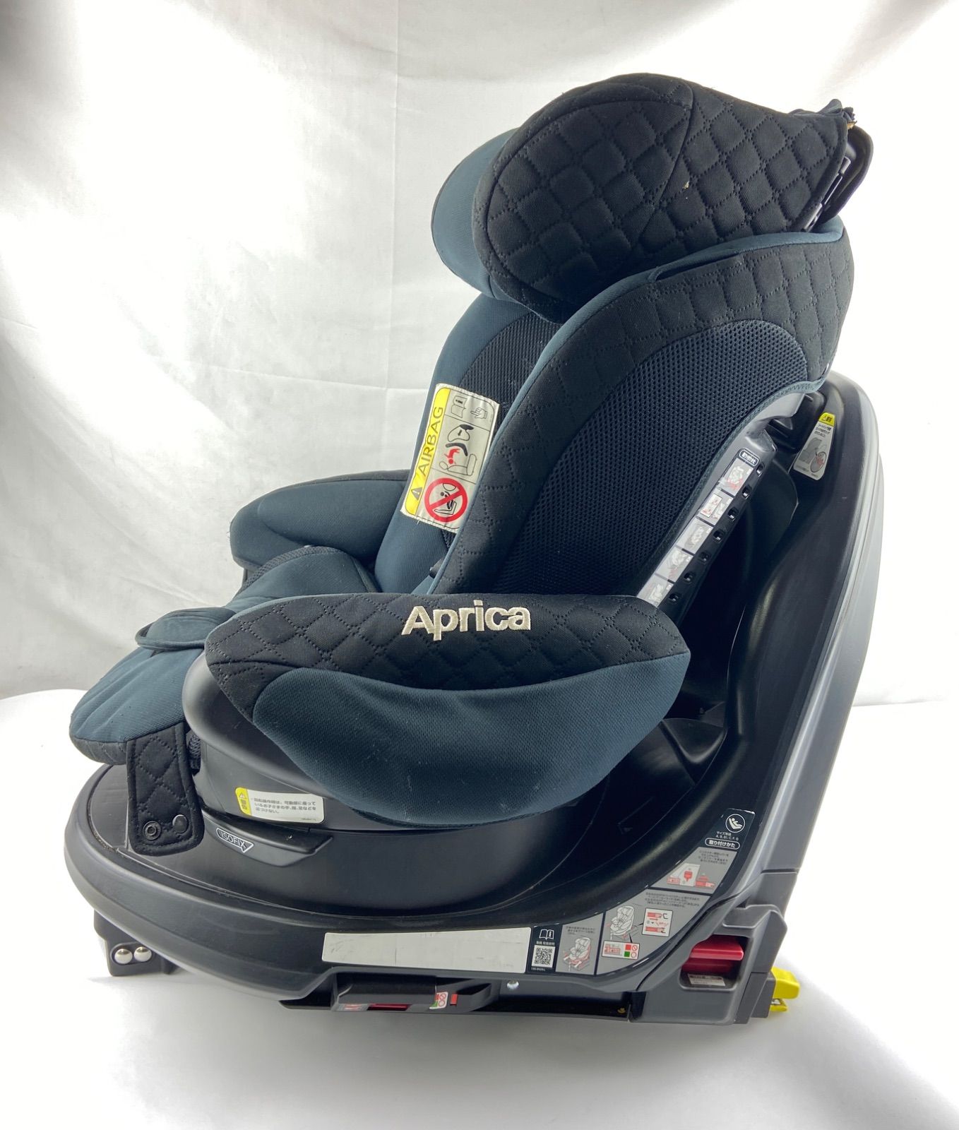 Aprica アップリカ フラディア グロウ ISOFIX 2025357 前向き 後向き 横向きベッド チャイルドシート ブラック 黒 新生児から4歳頃まで ベビー 赤ちゃん 子供 t 1570
