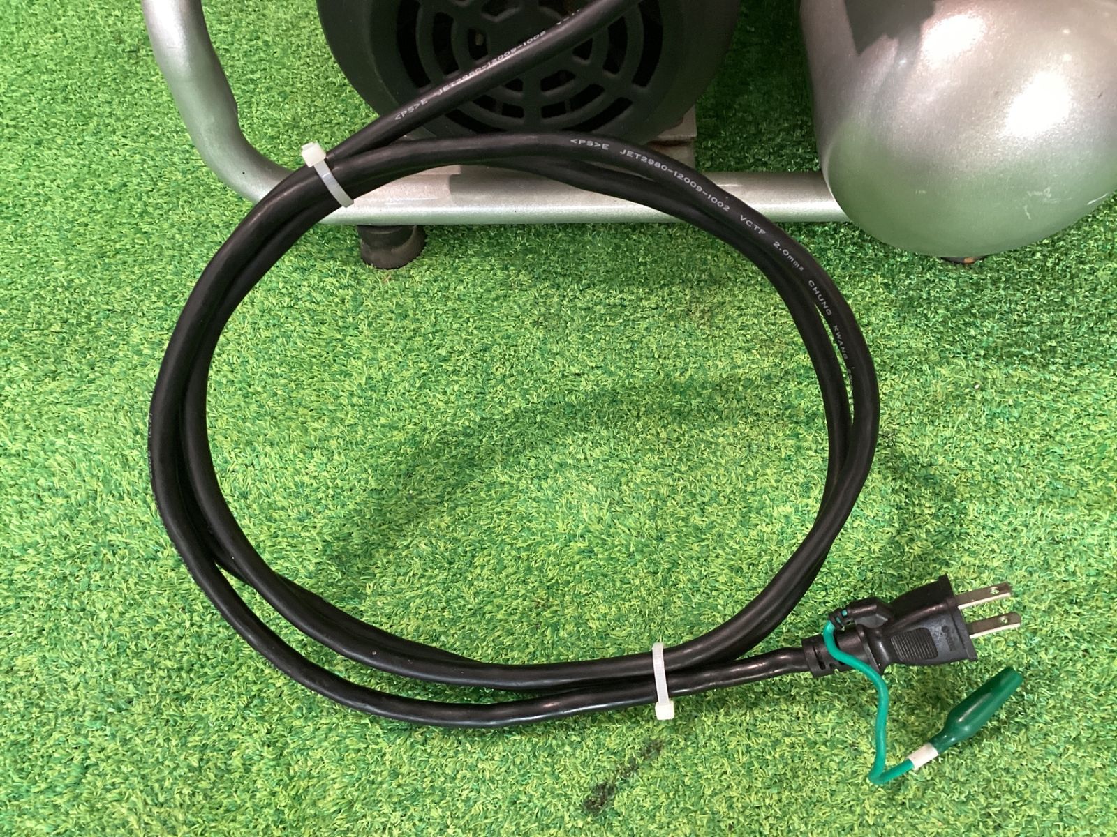 満タンまで約1分 空気を作動する音有