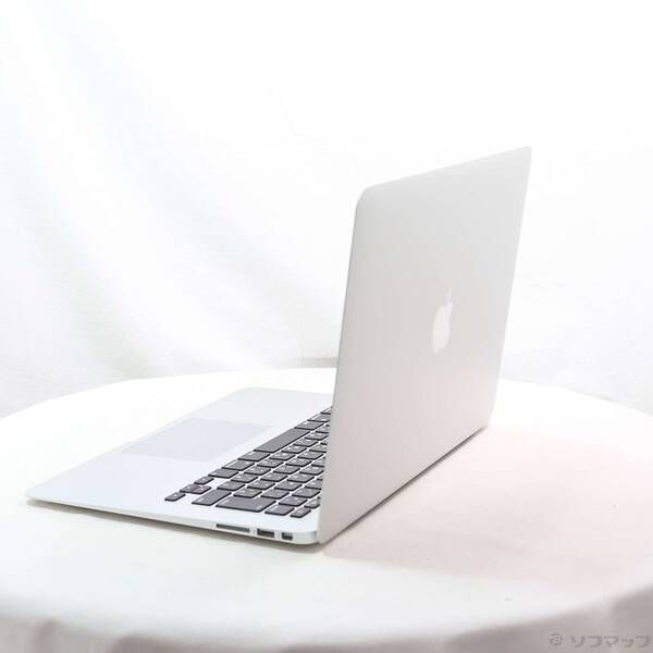 中古品〕 MacBook Air 13.3-inch Mid-2017 MQD32J／A Core_i5 1.8GHz