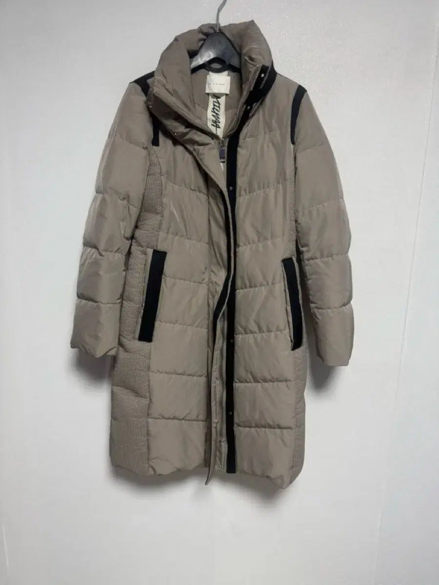 ミシャ michaa ダウン