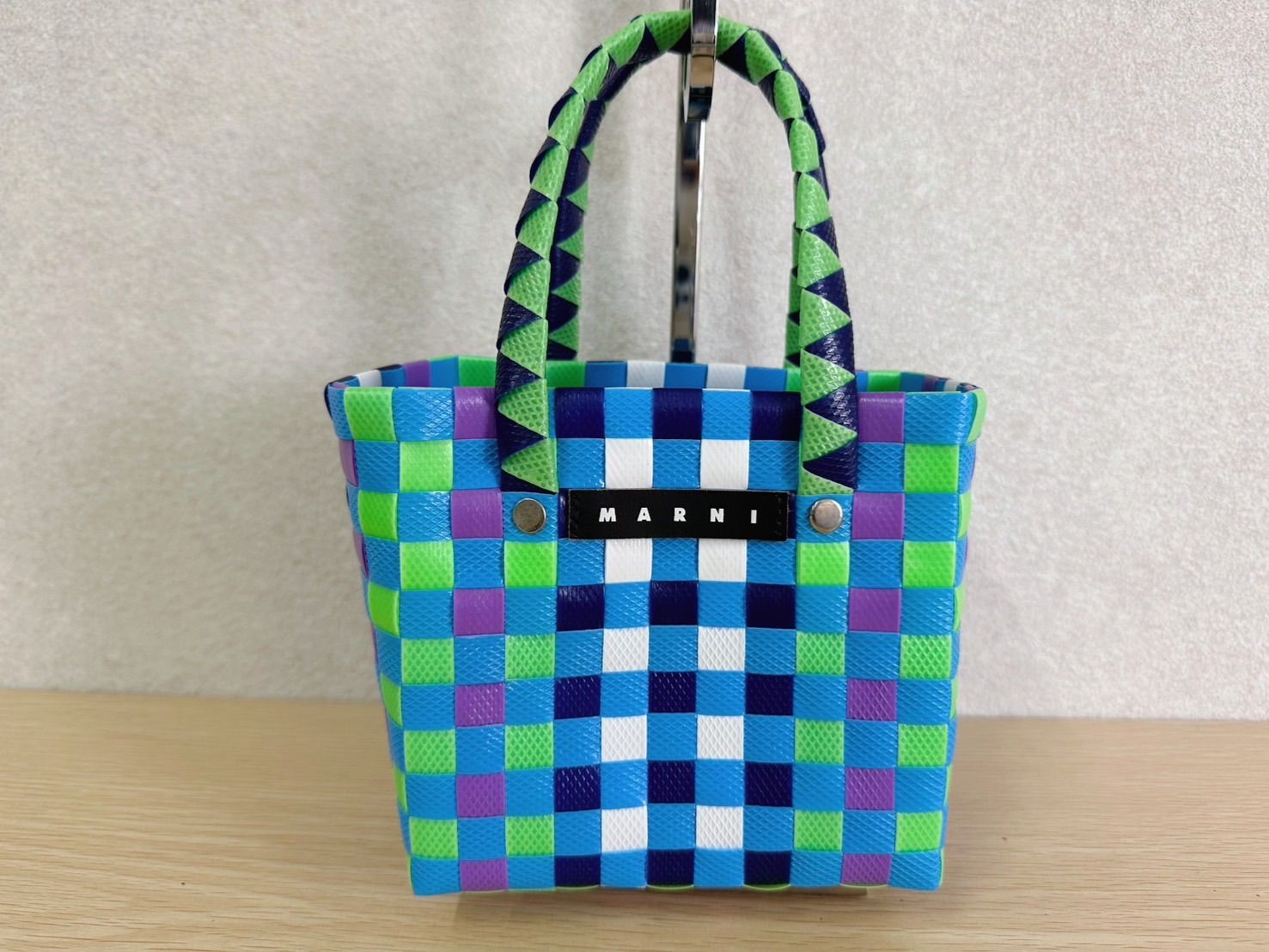 MARNI マルニ ミニバッグ フラワーカフェ風 ポーチ