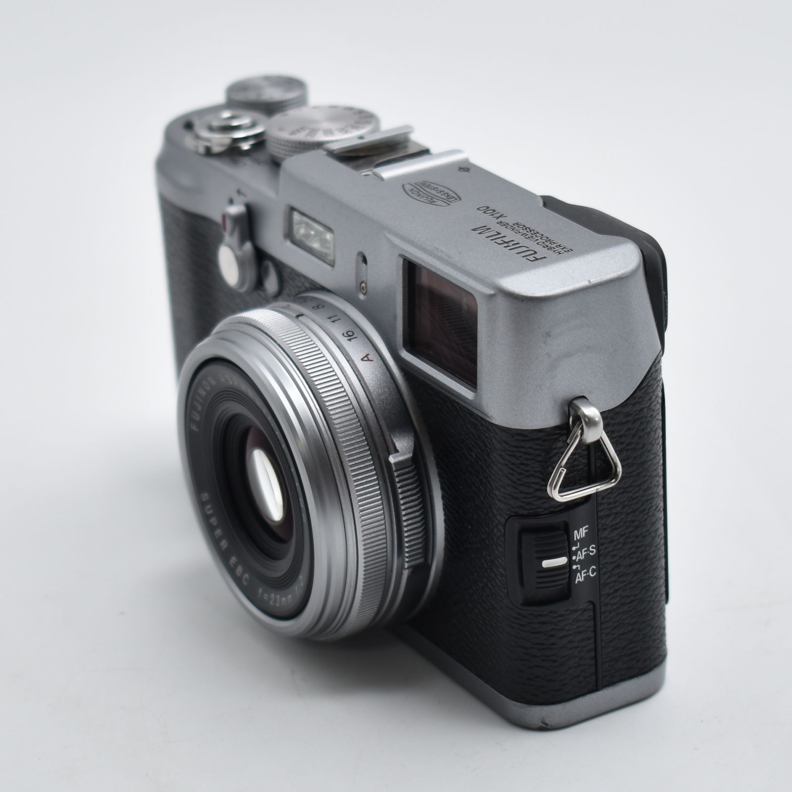 B 9913 Fujifilm FinePix x 100 シルバー デジタルカメラ