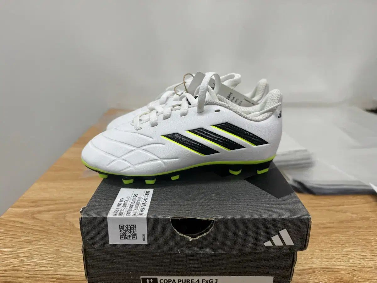 コパ ピュア アディダス IV ⁄ ELITE adidas 0 TF サッカー J COPA FG(ホワイト×ブラック×レッド ターフ用(トレーニング コパピュア Novelship