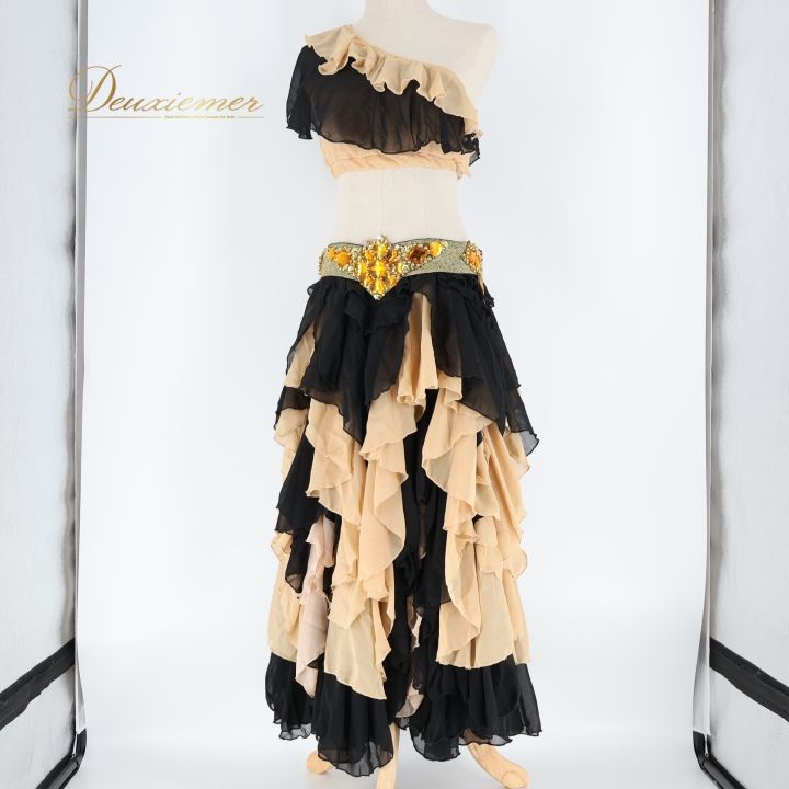 ベリーダンス トライバルフュージョン 衣装 上下セット ブラック系 スパンコール ラインストーン 5点 セット トップス スカート ズボン ベルト 黒 金 豪華 装飾 華やか トライバル キラキラ フリンジ ダンス衣装 舞台 ゴールド系 ベージュ系