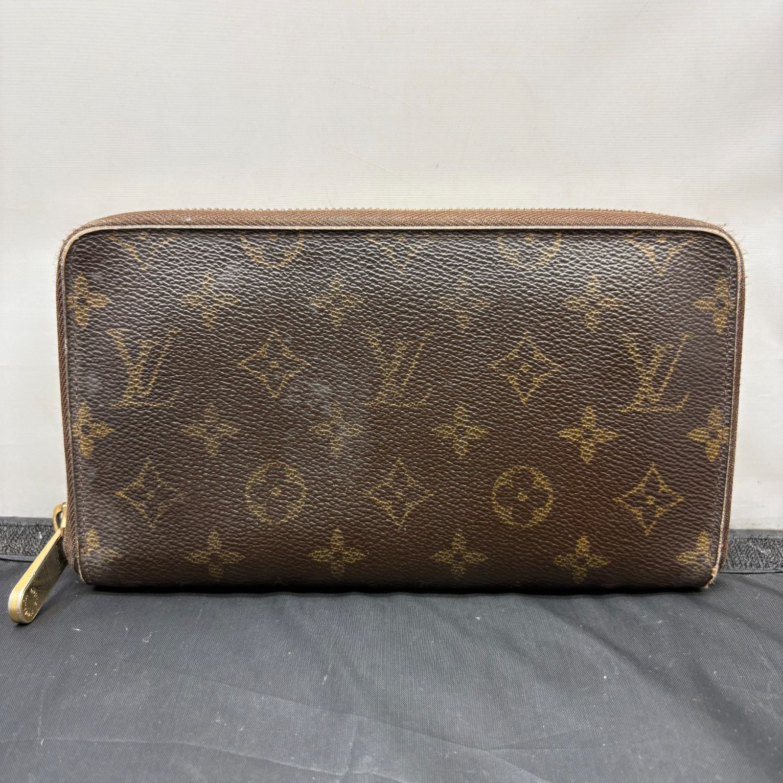 ルイヴィトン モノグラム ジッピーオーガナイザー