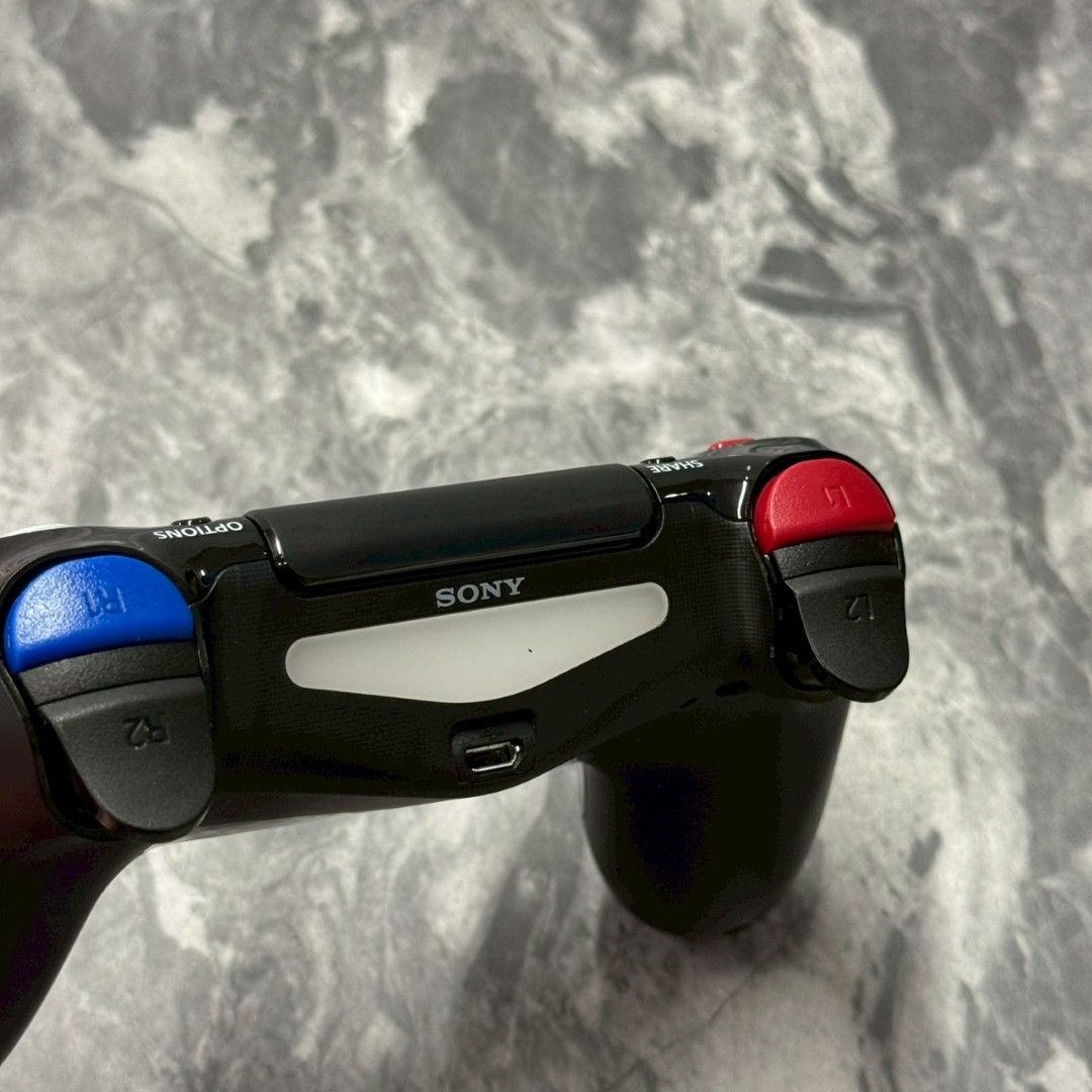 □ワイヤレスコントローラ DUALSHOCK4 ダース・ベイダーエディション