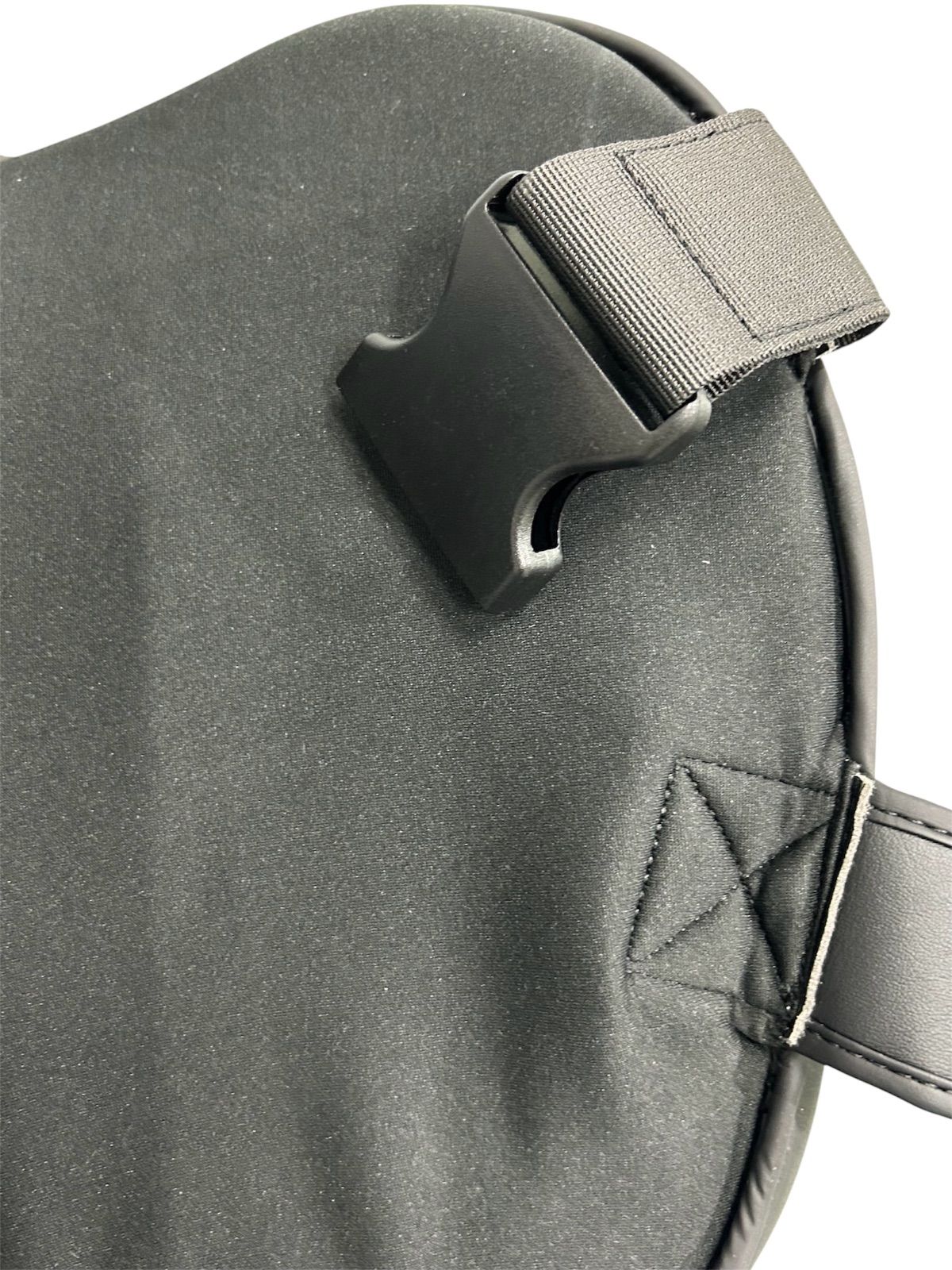 GRIT BODY PROTECTOR ボディプロテクター