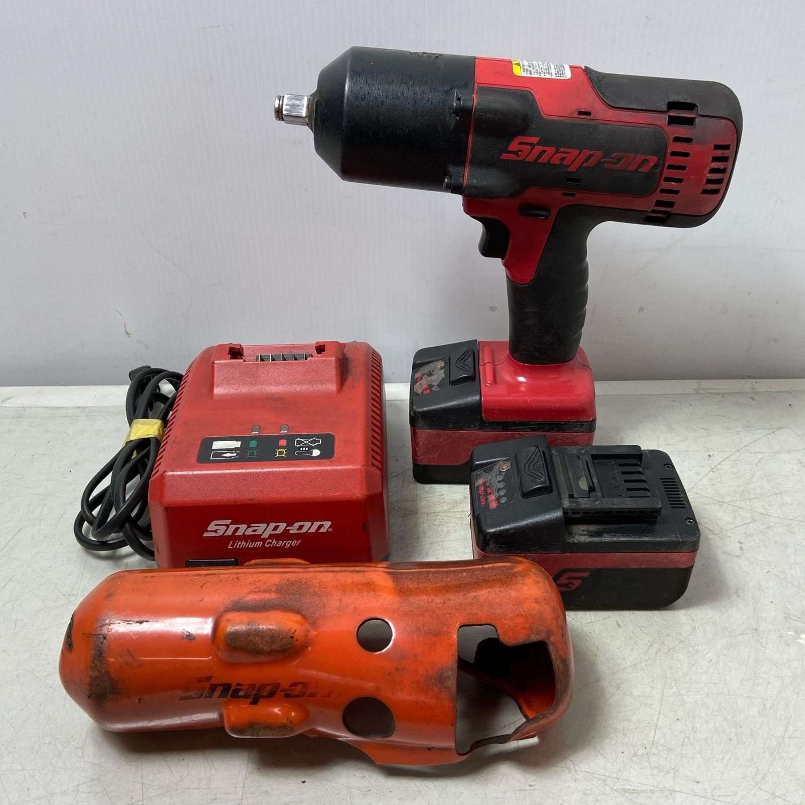 ΦΦSnap on スナップオン CTJ 8850 18 V 電動インパクトレンチ レッド