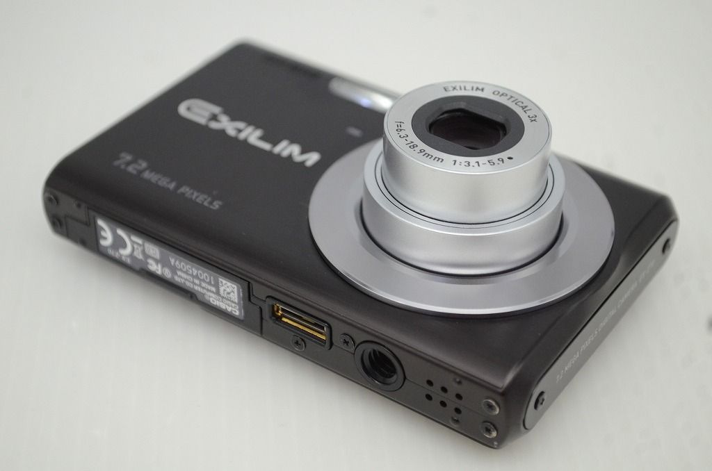 コンパクトデジタルカメラ ブラック