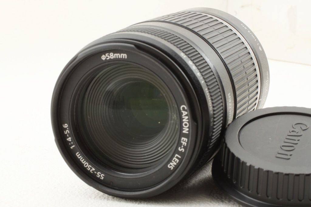 Canon キヤノン EF-S 55-250 mm F 4-5.6 IS 望遠 ズーム レンズ
