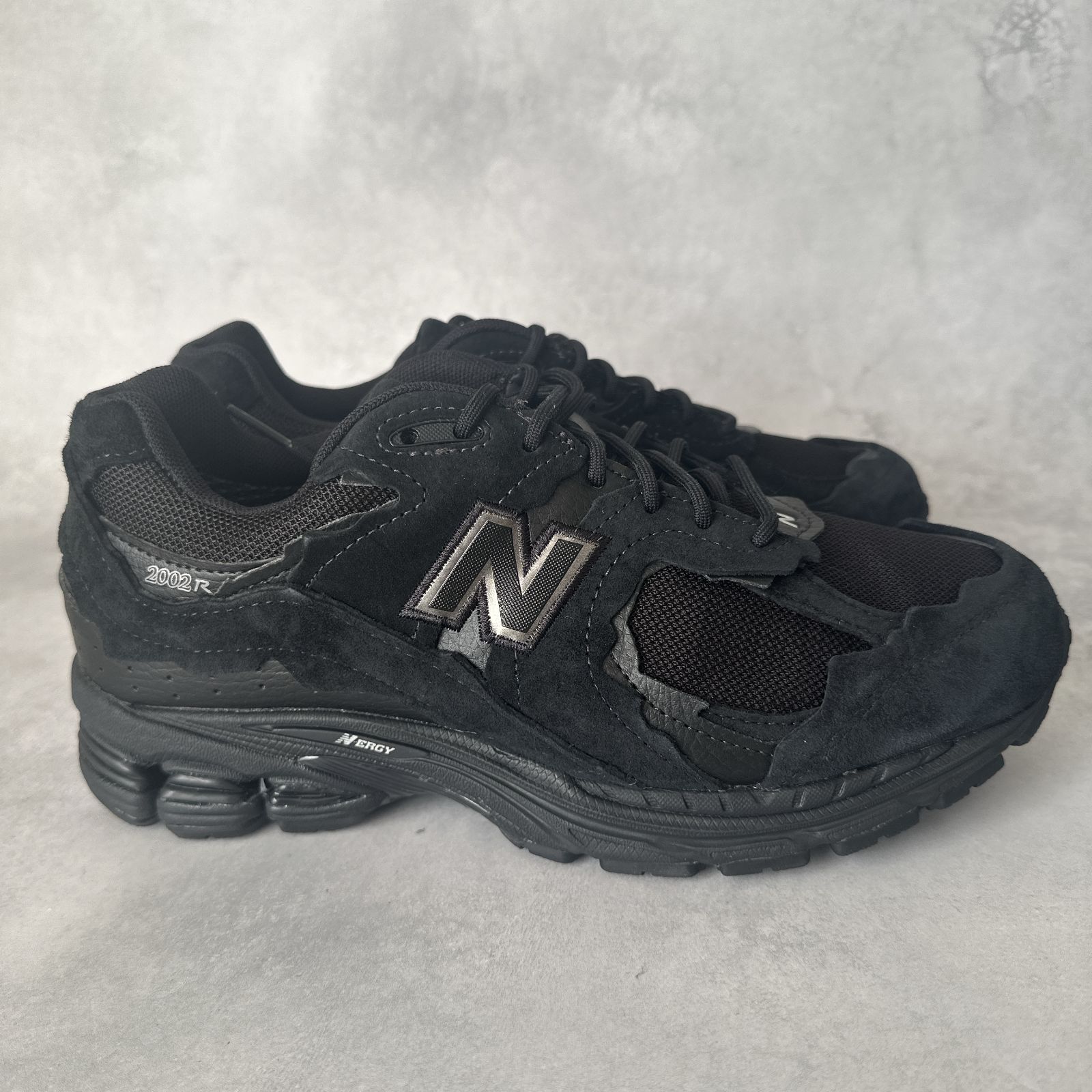 New balance ニューバランス U2002DXB 2002R GORE-TEX スニーカー 