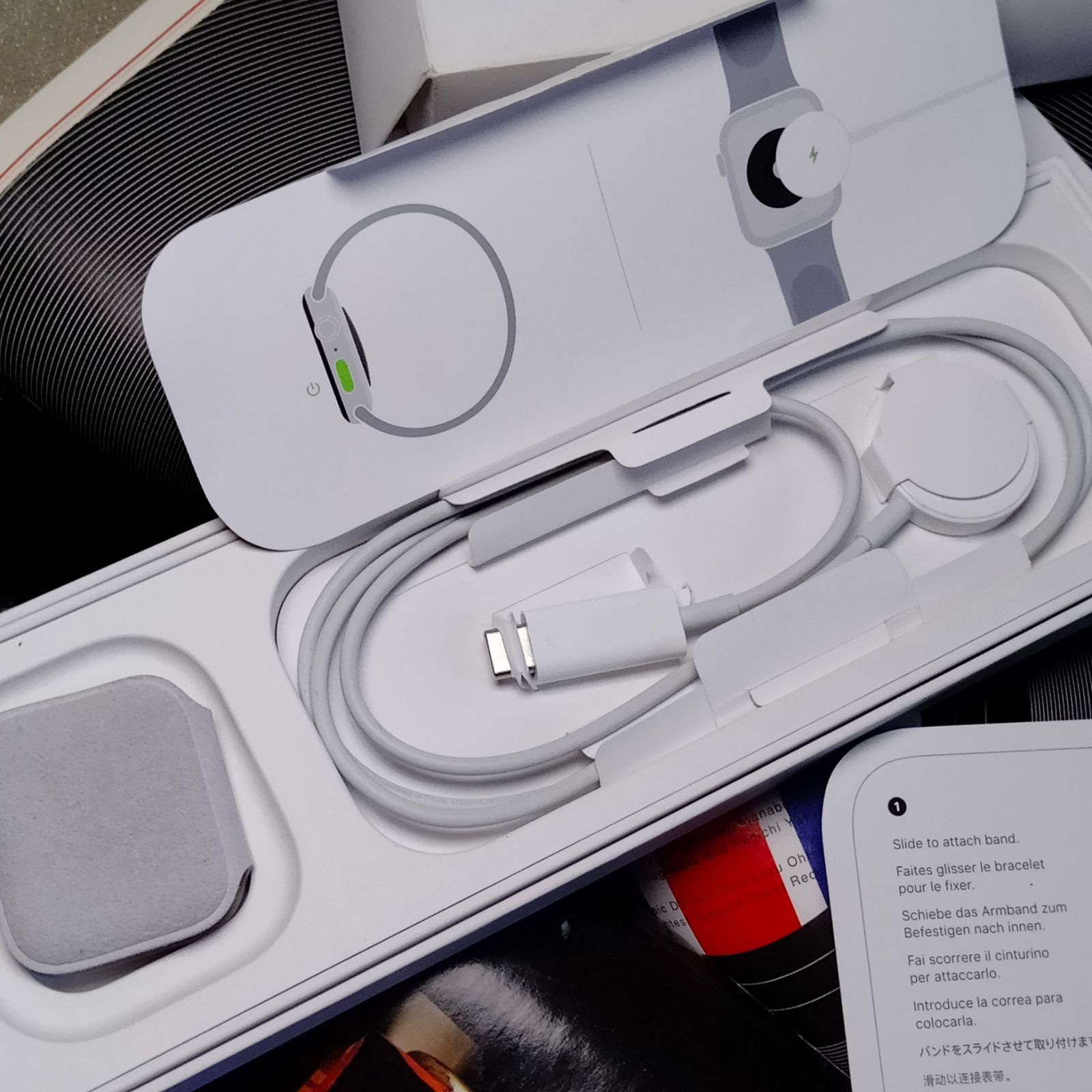  箱 1式 BT アップルウォッチ SE 40 mm GPS Apple Watch WDE 07 Apple Watch本体 スマートウォッチ ウェアラブル