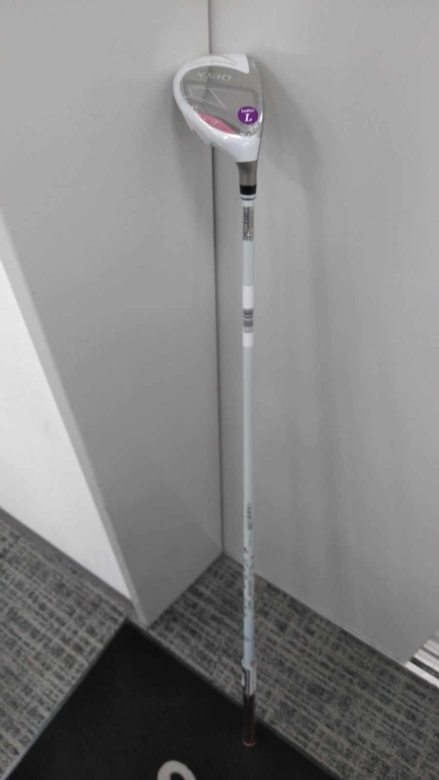 LdUt 12 6発売 XXIO 14 ゼクシオ レディース ハイブリッド 4 H 22° ホワイト 右用 MP 1400 L カーボンシャフト フレックスL DUNLOP ゴルフクラブ 2026年モデル 日本