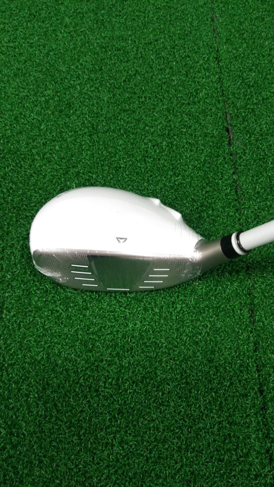 LdUt 12 6発売 XXIO 14 ゼクシオ レディース ハイブリッド 4 H 22° ホワイト 右用 MP 1400 L カーボンシャフト フレックスL DUNLOP ゴルフクラブ 2026年モデル 日本 スタンドバッグ 学生ゴルフ用品