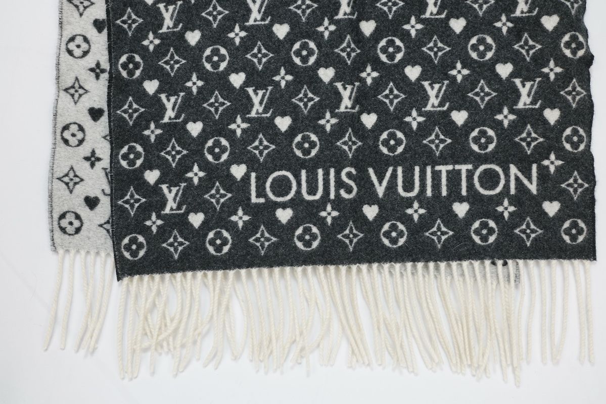 LOUIS VUITTON ルイヴィトン マフラー エシャルプ ゲーム オン