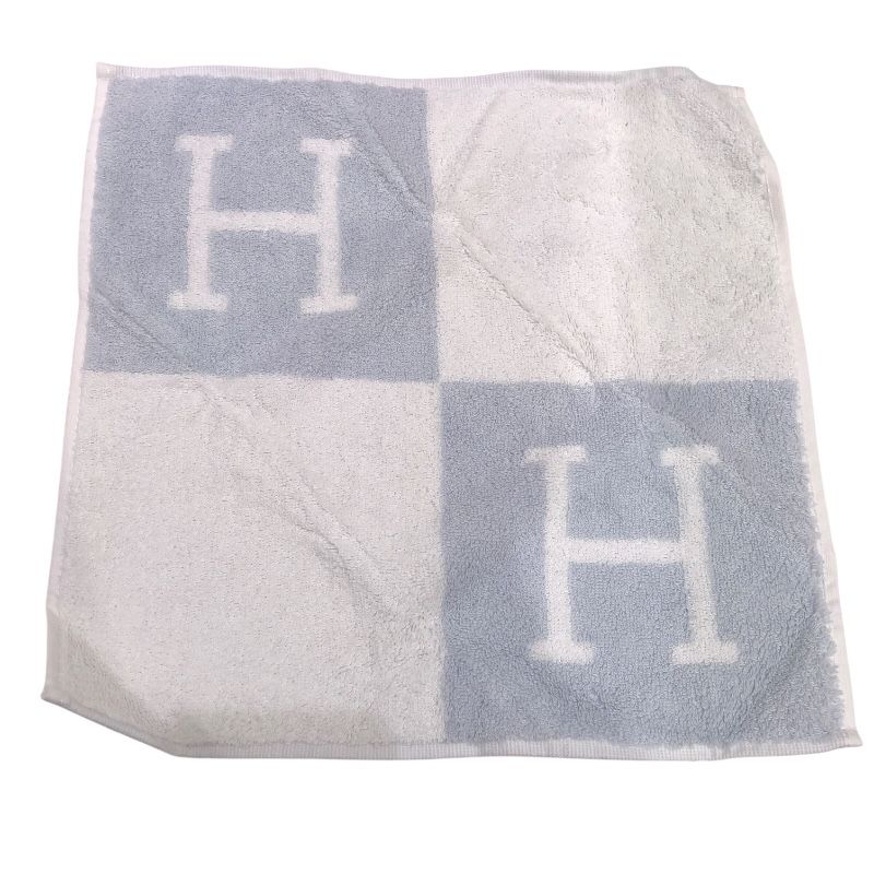 フリッツハンセン Caravaggio（カラヴァッジオ） P2 グロスホワイト