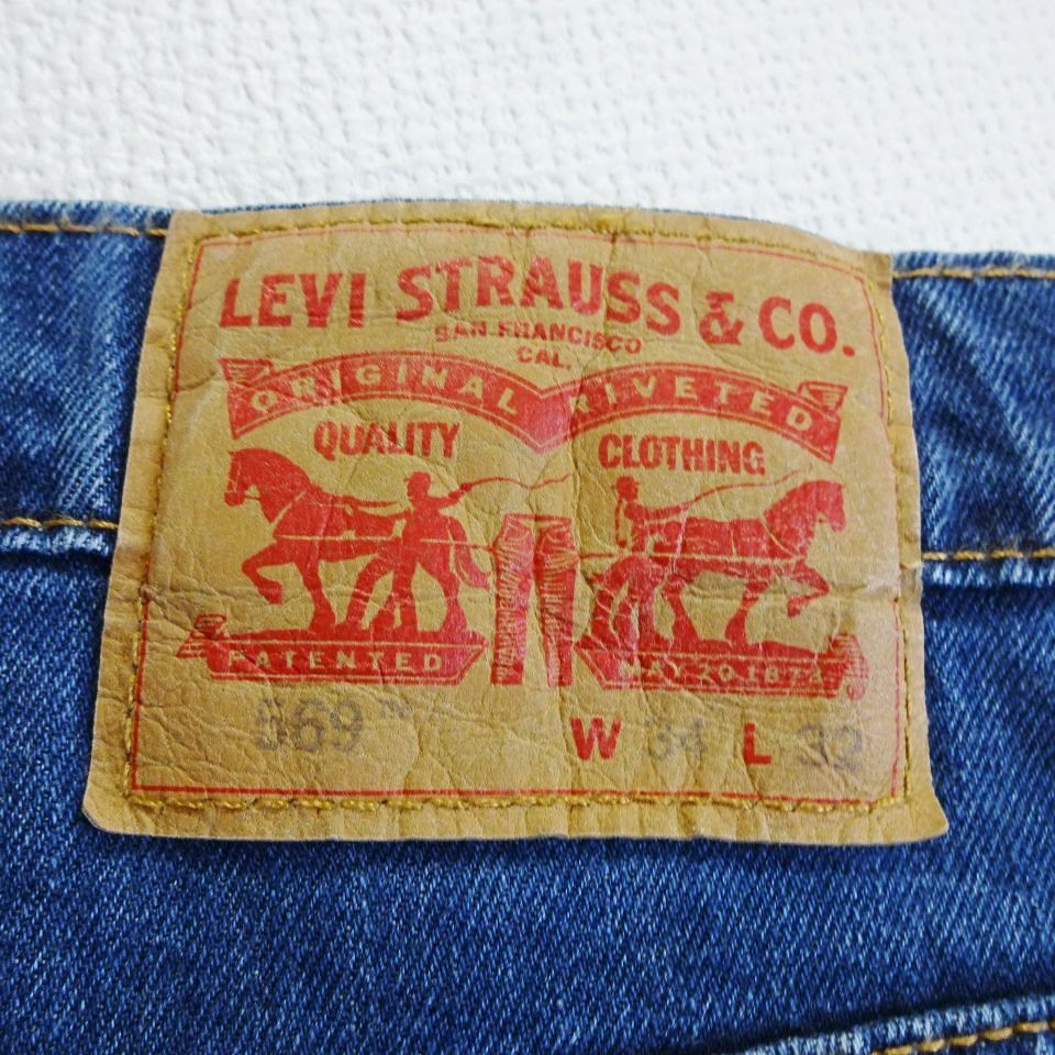 ビッグサイズ☆ リーバイス 569 ルーズストレートデニム W93cm