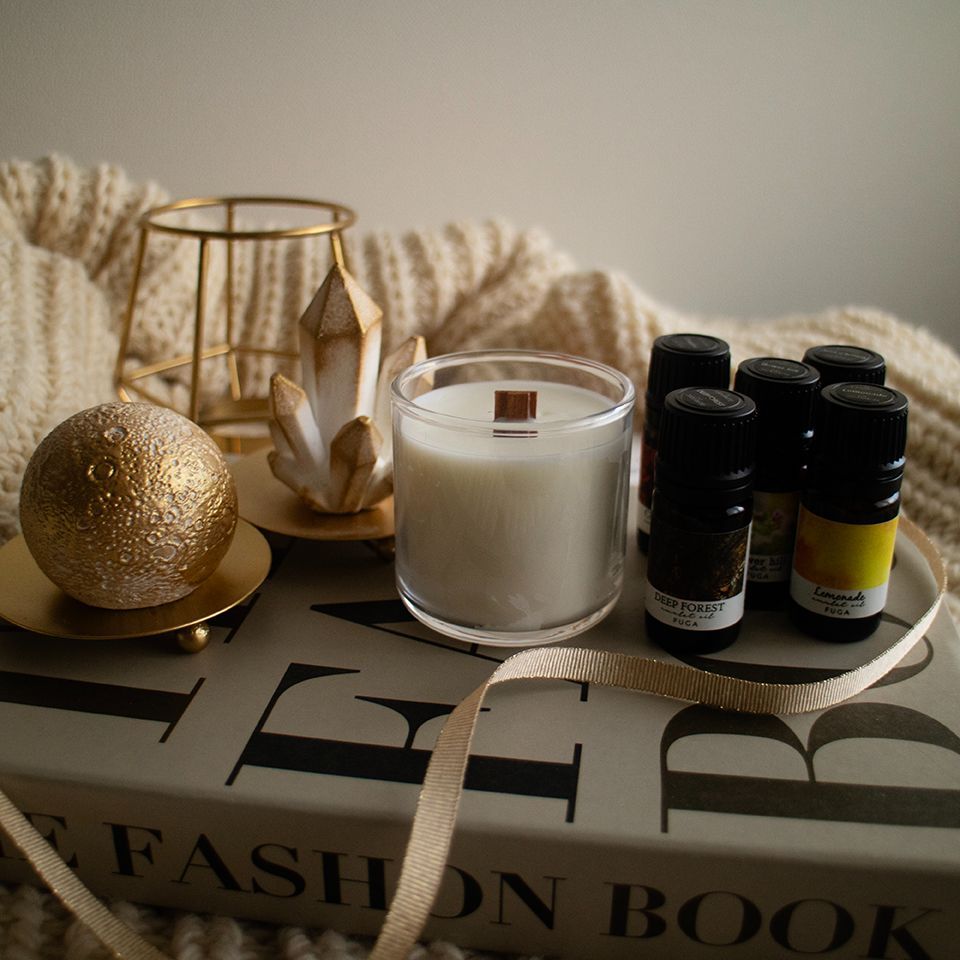 アロマストーンと香りが選べる holiday special aroma set｜3つの感覚で夜を贅沢に楽しむ