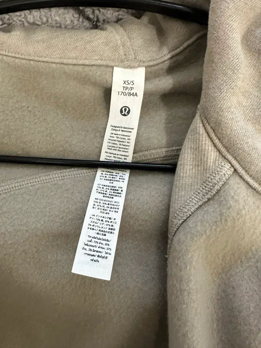 ルルレモン スキューバ オーバーサイズ フルジップ xs s