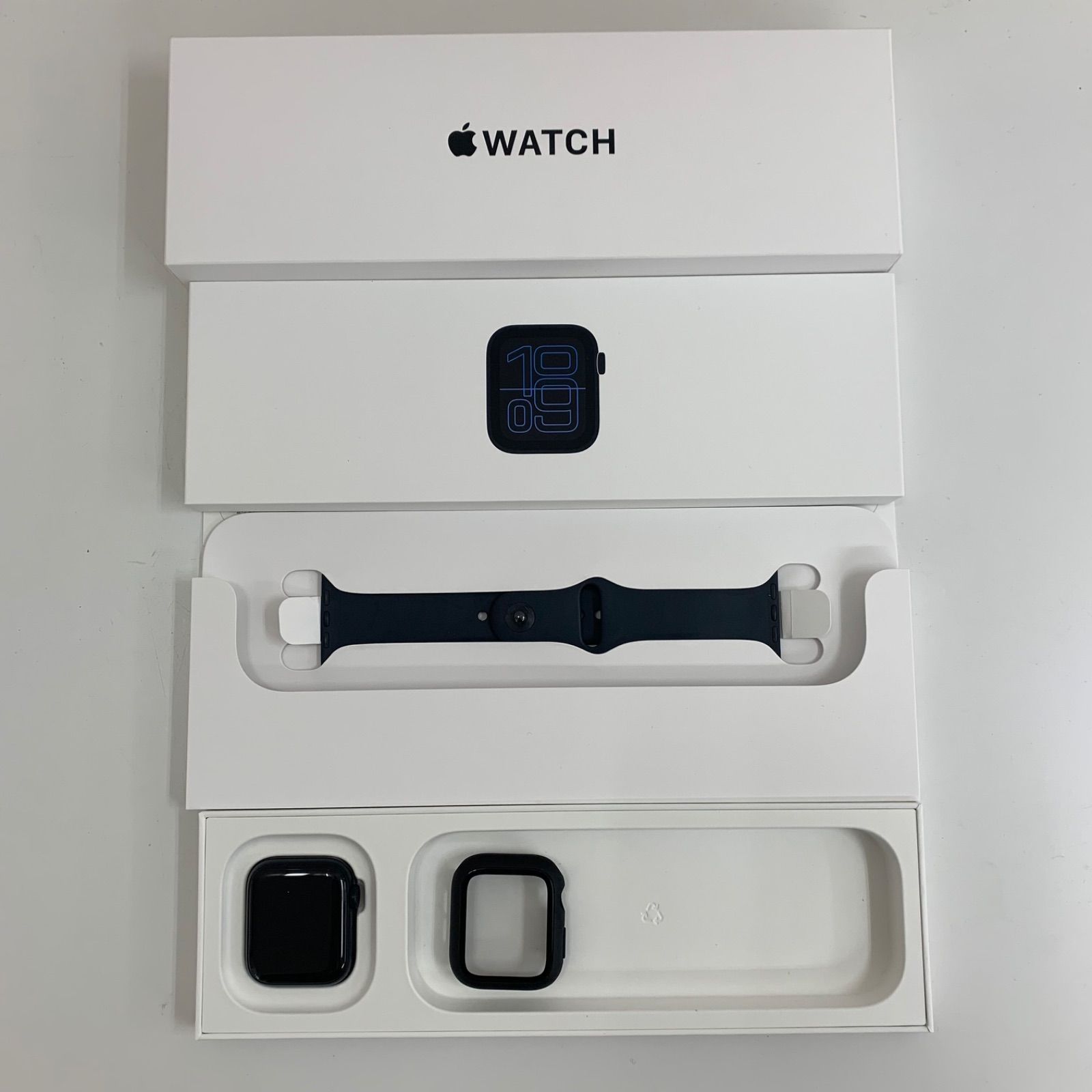 Apple Watch SE 3 GPS 40 mm ミッドナイト 最大容量100％ おまけ付 C 1098