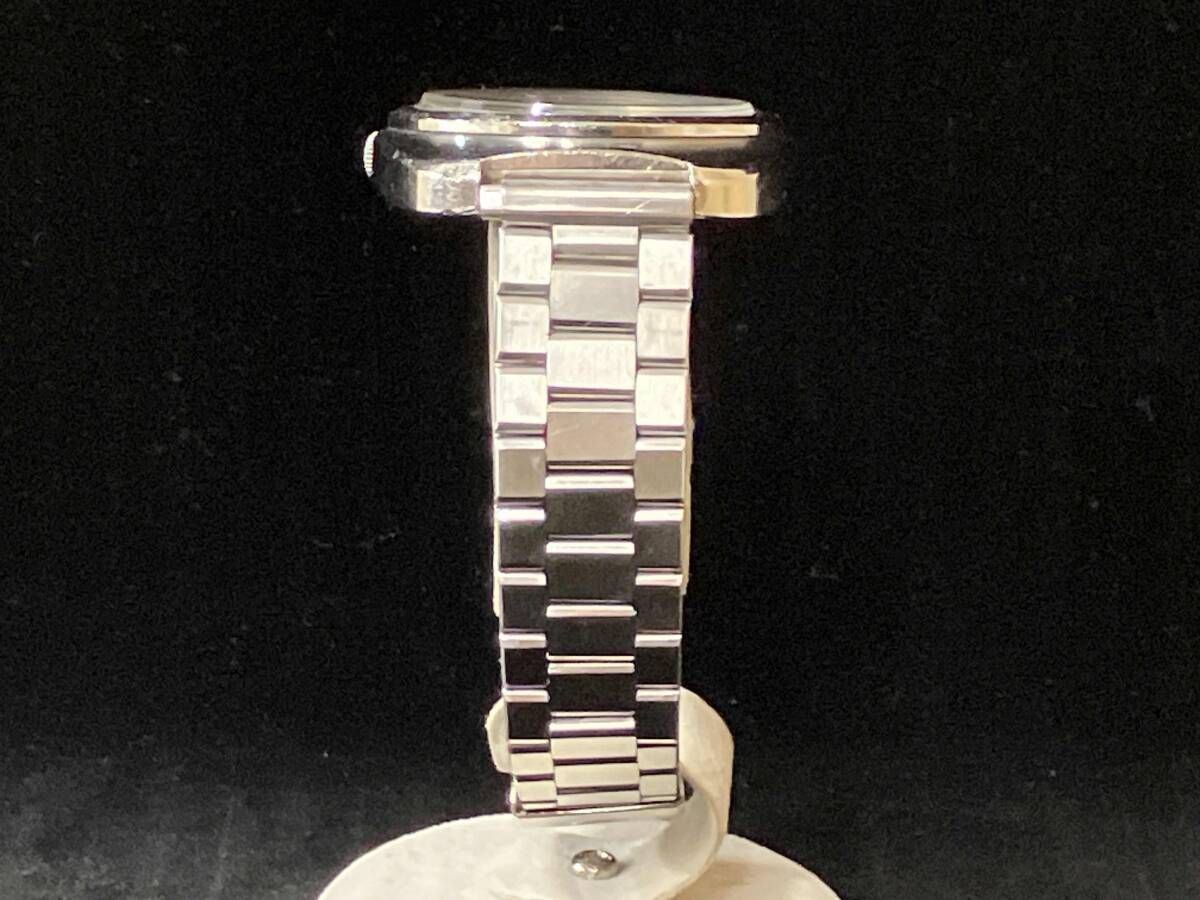 文字盤ブラック