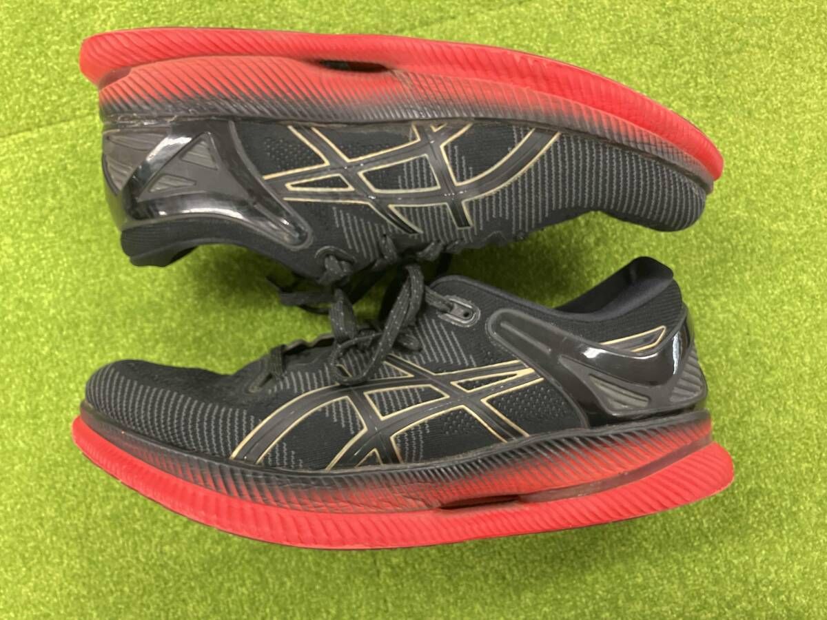 アシックス asics