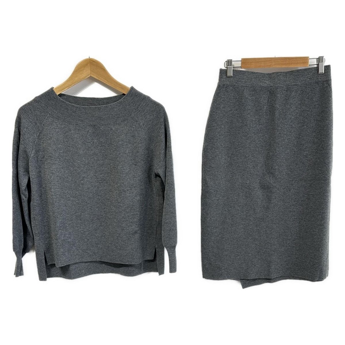 PLS T PLST プラステ スカートセットアップ レディース - ダークグレー ニット
