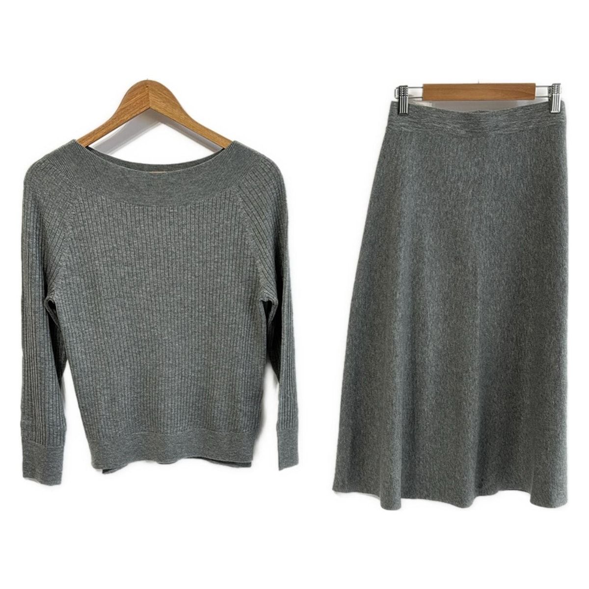 PLS T PLST プラステ スカートセットアップ レディース - グレー ニット