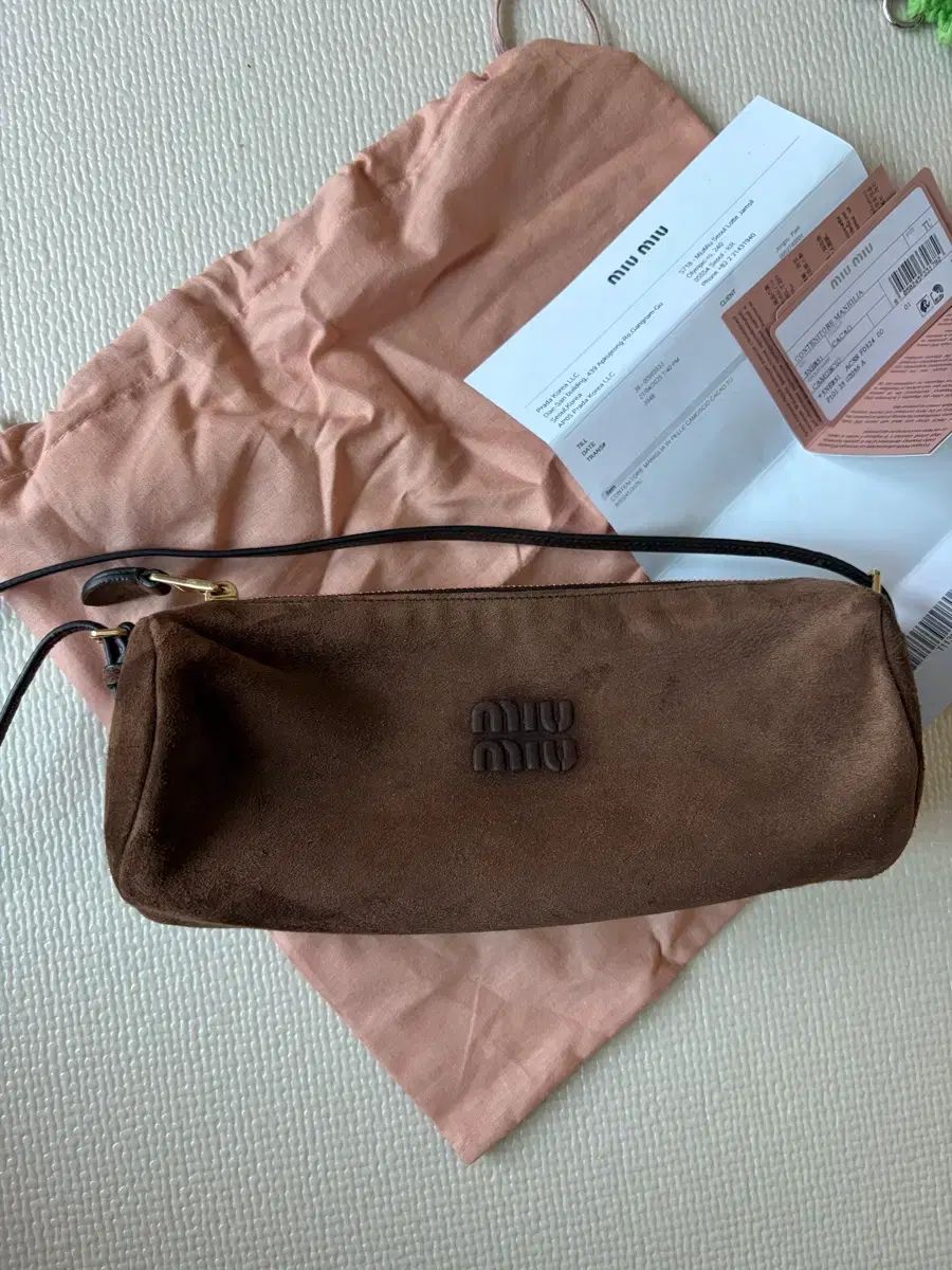 ミュウミュウ スウェード ポーチバッグ カカオカラー