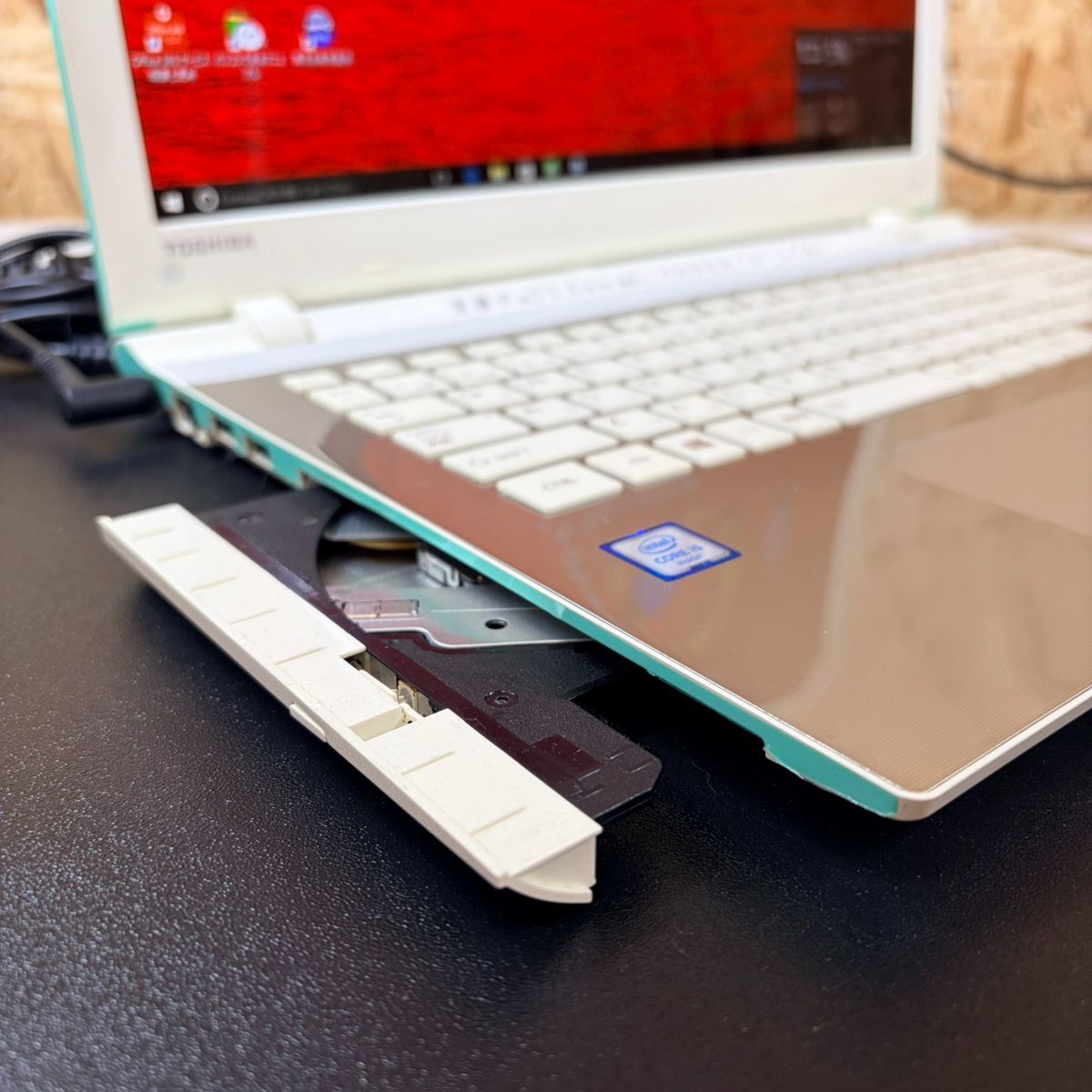 ジャンク品】【TOSHIBA】PT55VGSBJA3 Core i5-6200U / メモリ4GB