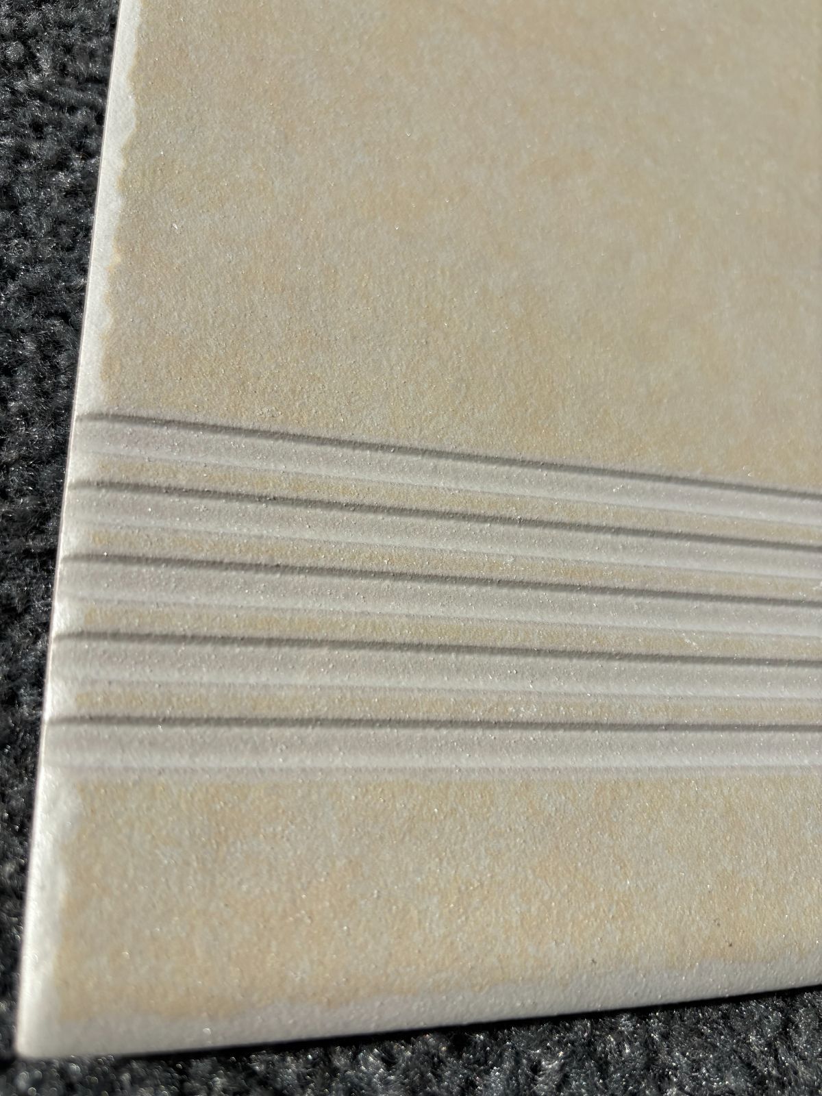 マディソン階段タイルMD-301 M|83アイコットリョーワ300角階段 入りセット