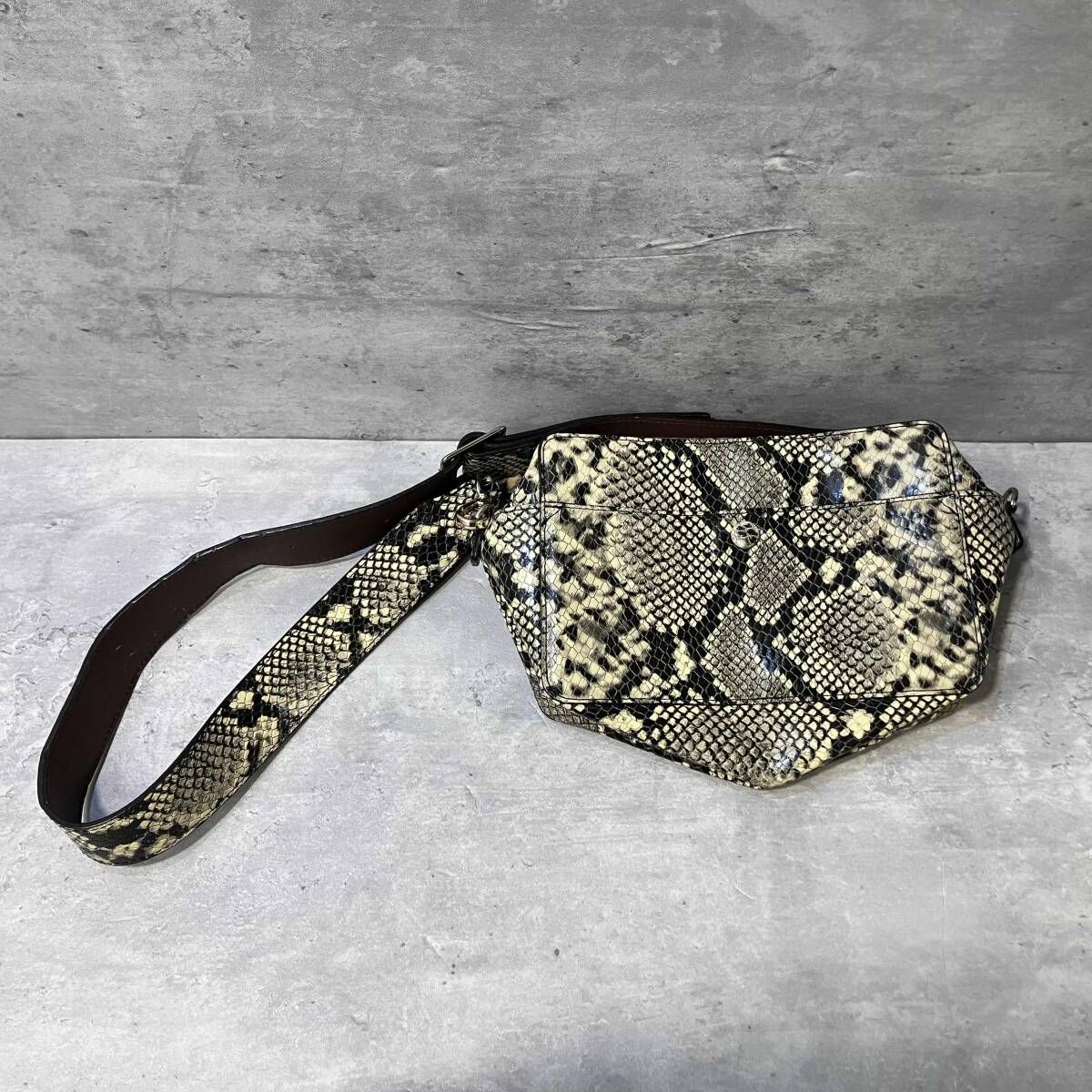 YONFA python shoulder bag パイソン柄ショルダーバッグ ヨンファ 