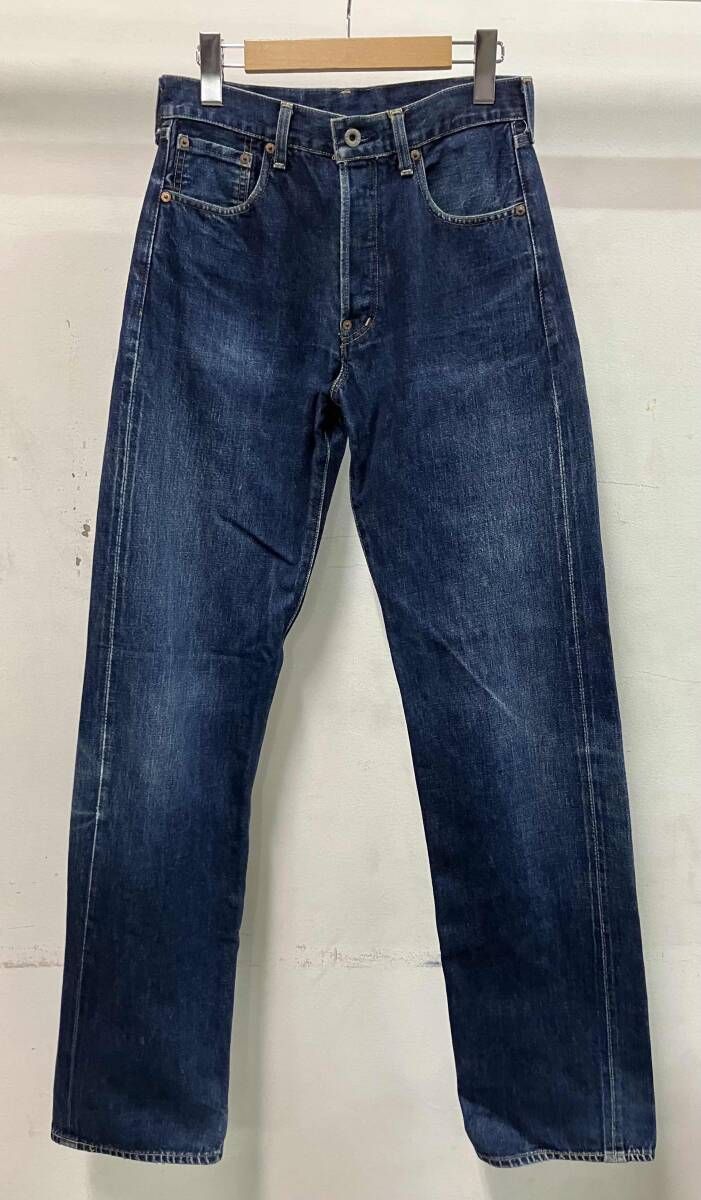 LEVI S リーバイス ジーンズ ボタン裏J 22 702-XX シンチバッグ ビッグE 日本製 サイズW 30 ブルー