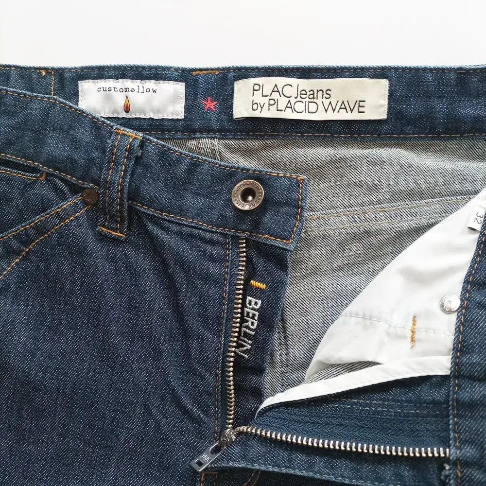 【新品未使用】ミズノ ウェーブカップSS JAPAN 26.5cm PLAC(プラック)ジーンズ サイズ31 スリム インディゴデニム カジュアル