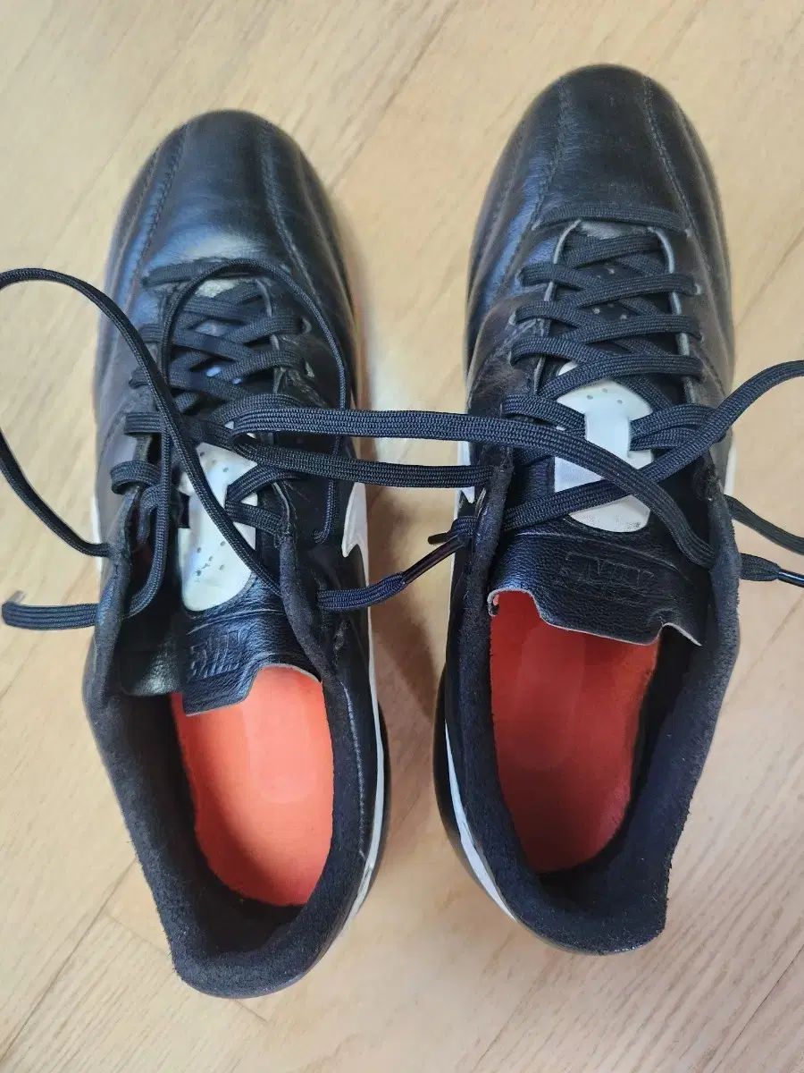 ナイキ AG サッカーシューズ