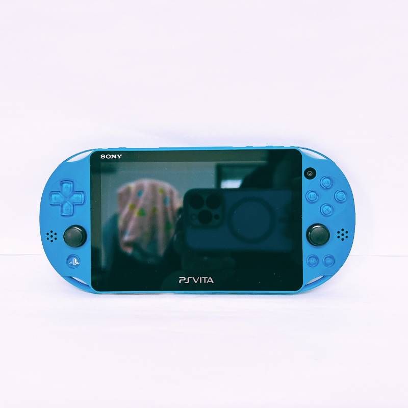PSVita Wi-Fiモデル PCH-2000 アクアブルー PSヴィータ SONY ソフト2本セット マインクラフト ガンダム無双