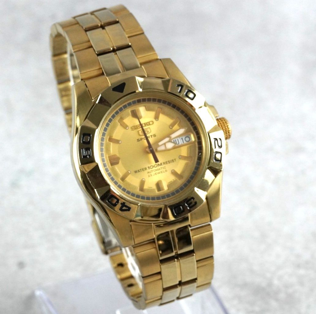SEIKO セイコー 5 SPORTS ファイブスポーツ 自動巻き automatic 機械式