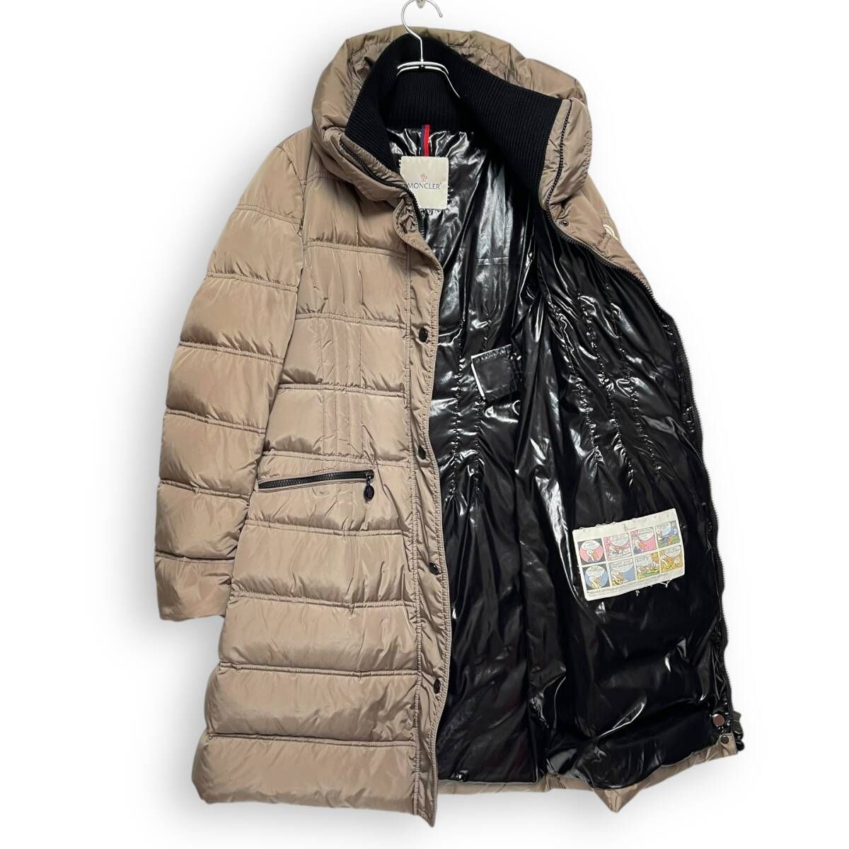 M25121/ MONCLER モンクレール ダウン コート ジャケット ベージュ 