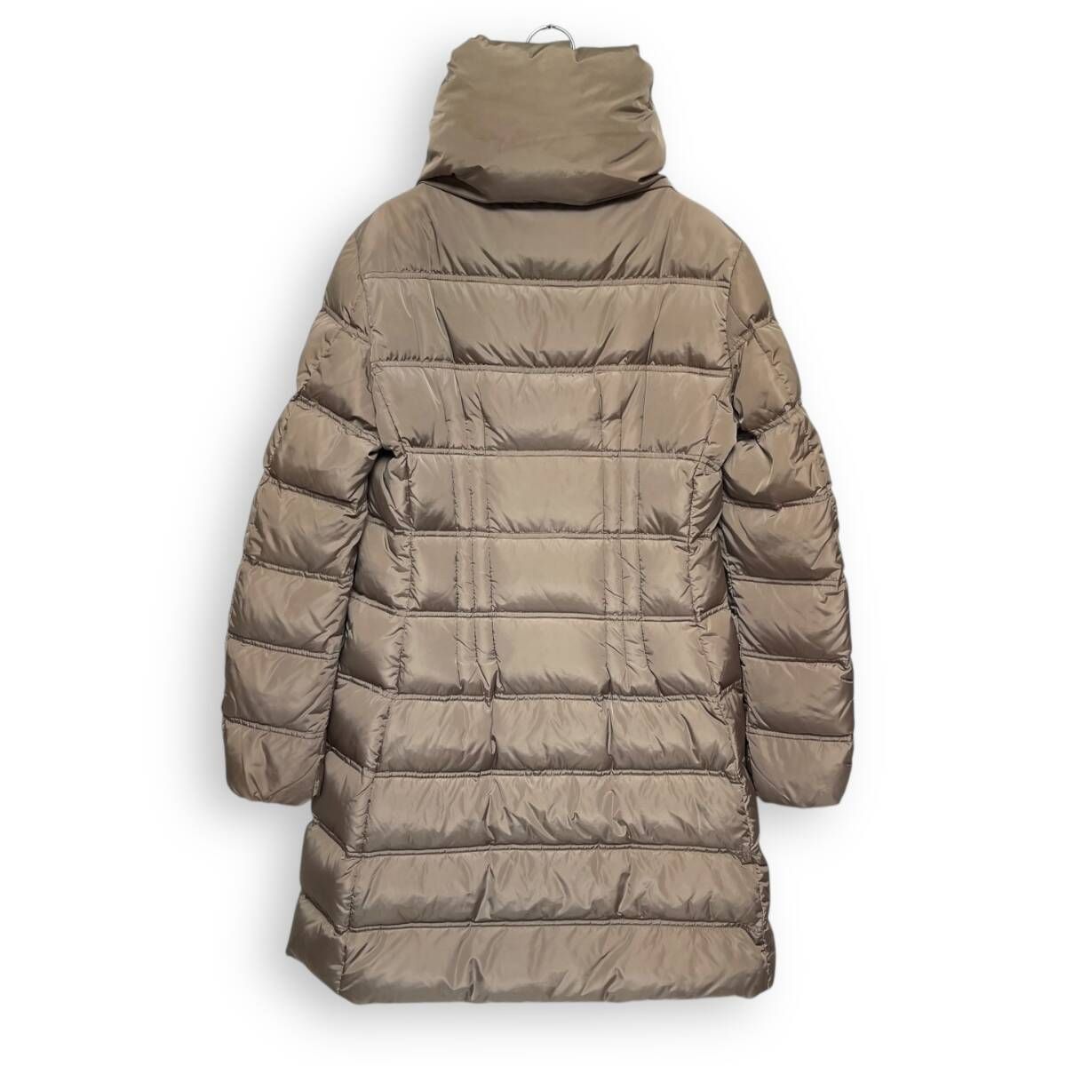 M25121/ MONCLER モンクレール ダウン コート ジャケット ベージュ M25121/ MONCLER モンクレール ダウン コート ジャケット ベージュ
