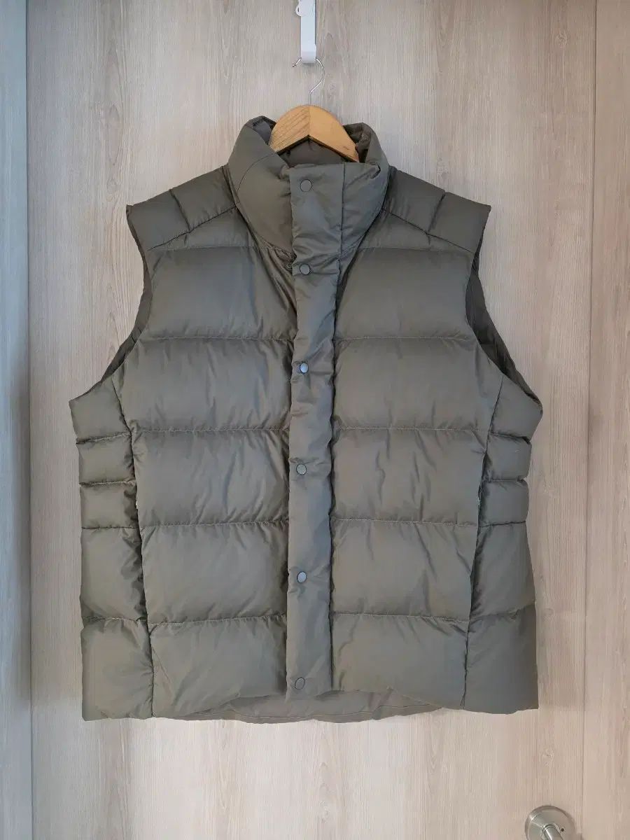 105 110 lululemon ワンダーパフ ダウン ベスト