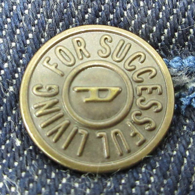 ジップフライデニムパンツ