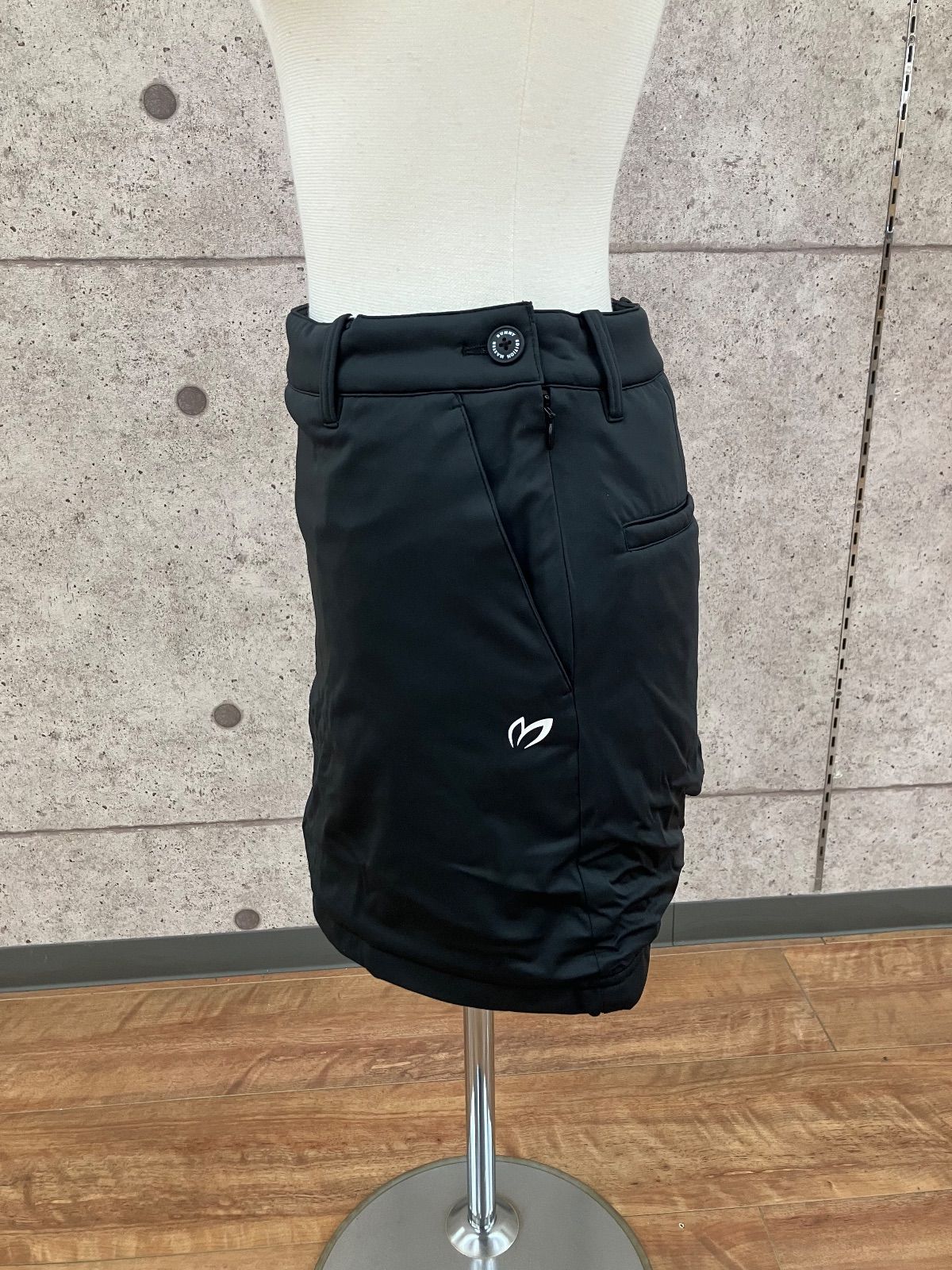 GF 1 マスターバニーエディション MASTER BUNNY EDITION スカート サイズ0 Sサイズ相当 ブラック系 ゴルフウェア