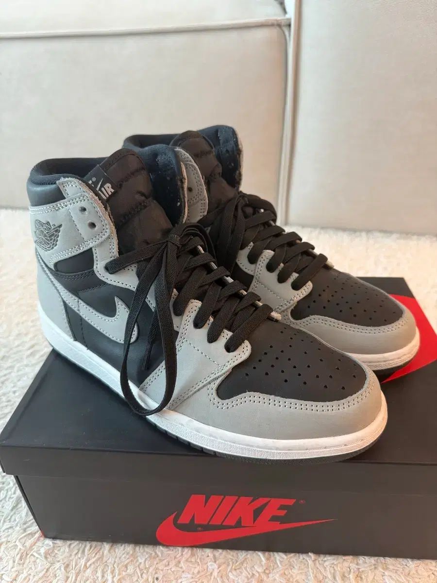 ナイキ ジョーダン1 レトロ ハイ OG シャドウ 2 0 270 サイズ
