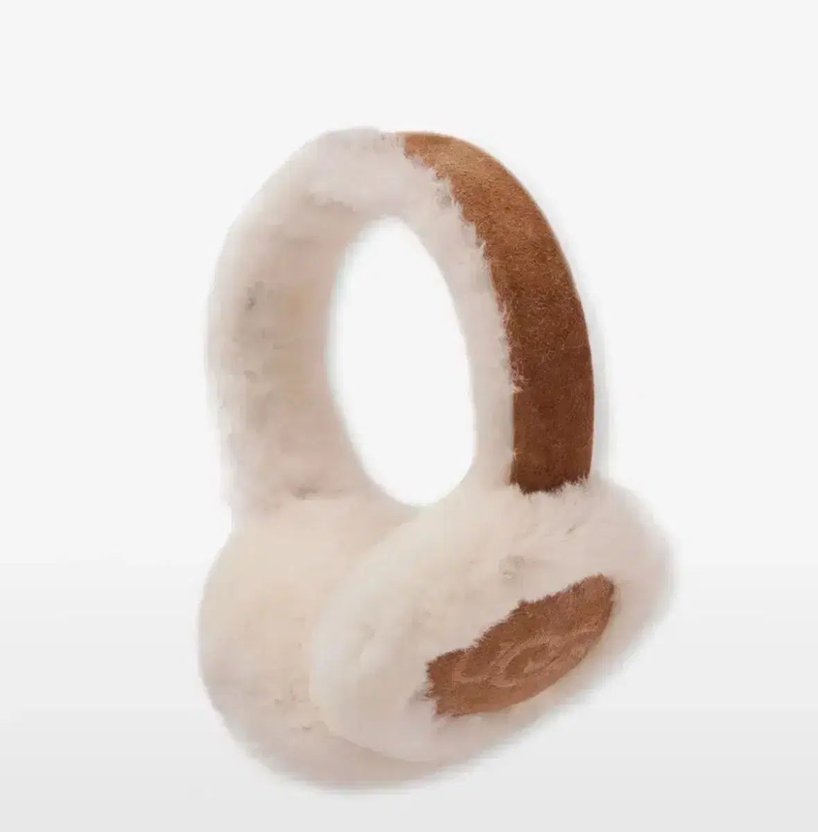 os アグ イヤーマフ エンブロイダード ロゴ チェスナット 20955 CH